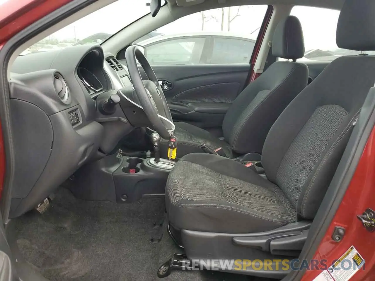 7 Photograph of a damaged car 3N1CN7AP8KL878822 NISSAN VERSA 2019
