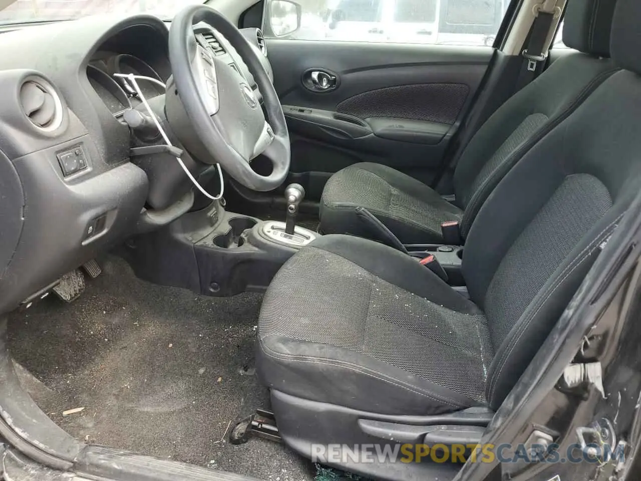 7 Photograph of a damaged car 3N1CN7AP9KL818046 NISSAN VERSA 2019