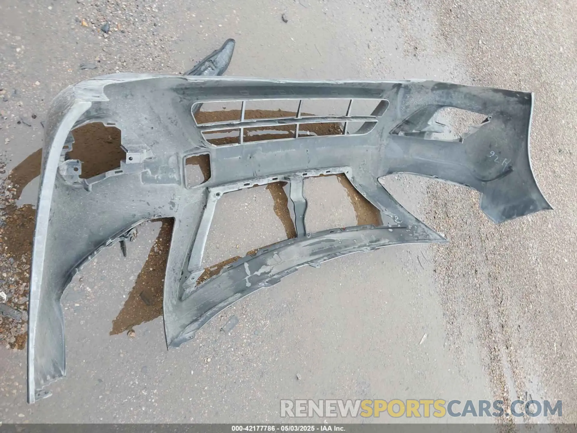 12 Photograph of a damaged car 3N1CN7AP9KL818984 NISSAN VERSA 2019
