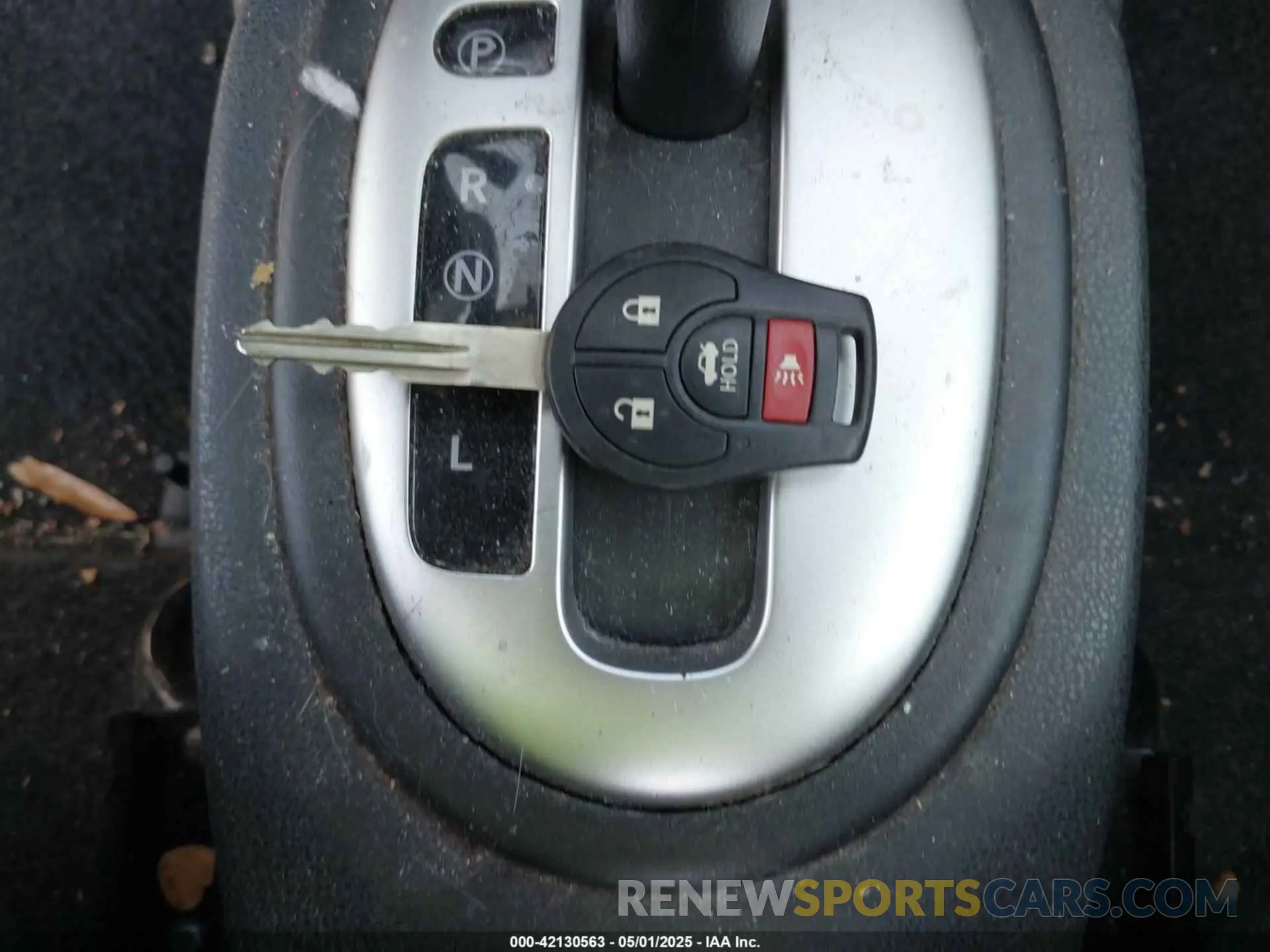 11 Photograph of a damaged car 3N1CN7AP9KL820573 NISSAN VERSA 2019