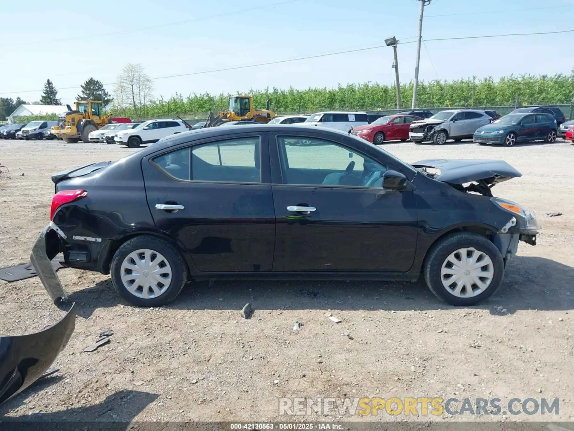 13 Photograph of a damaged car 3N1CN7AP9KL820573 NISSAN VERSA 2019