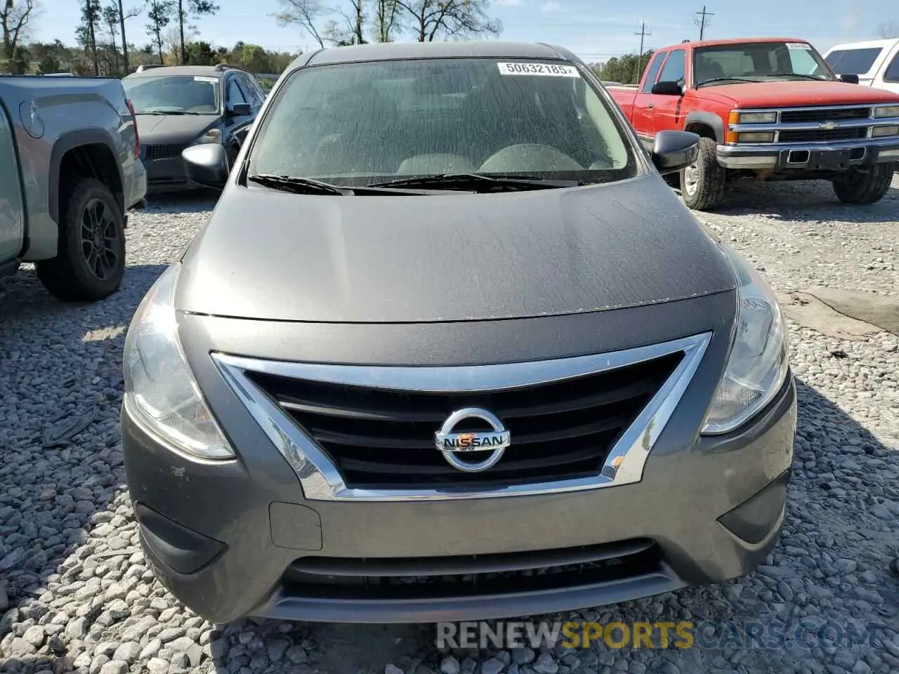 5 Photograph of a damaged car 3N1CN7AP9KL832688 NISSAN VERSA 2019