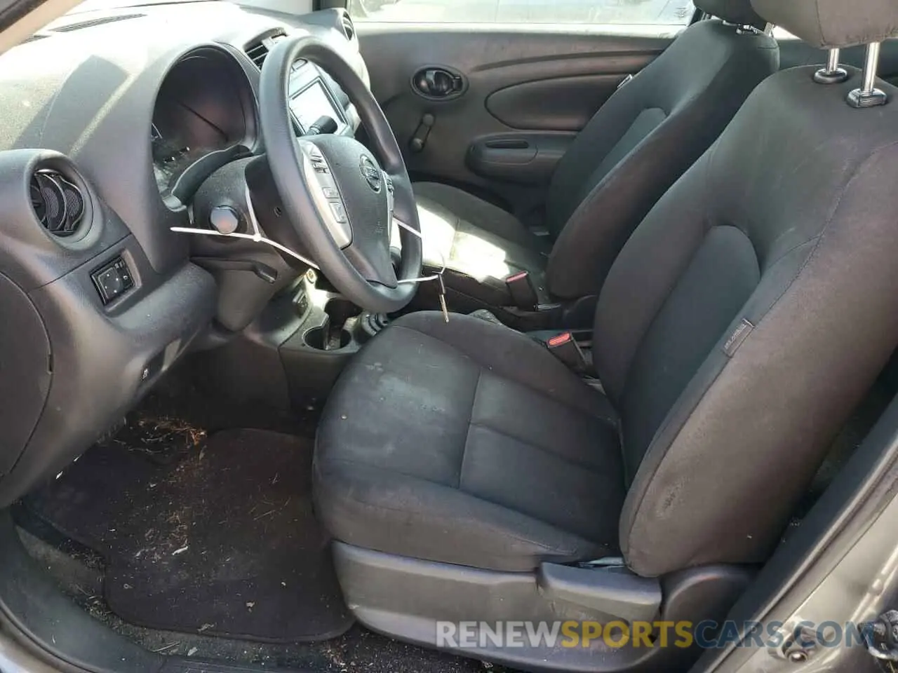 7 Photograph of a damaged car 3N1CN7AP9KL832688 NISSAN VERSA 2019