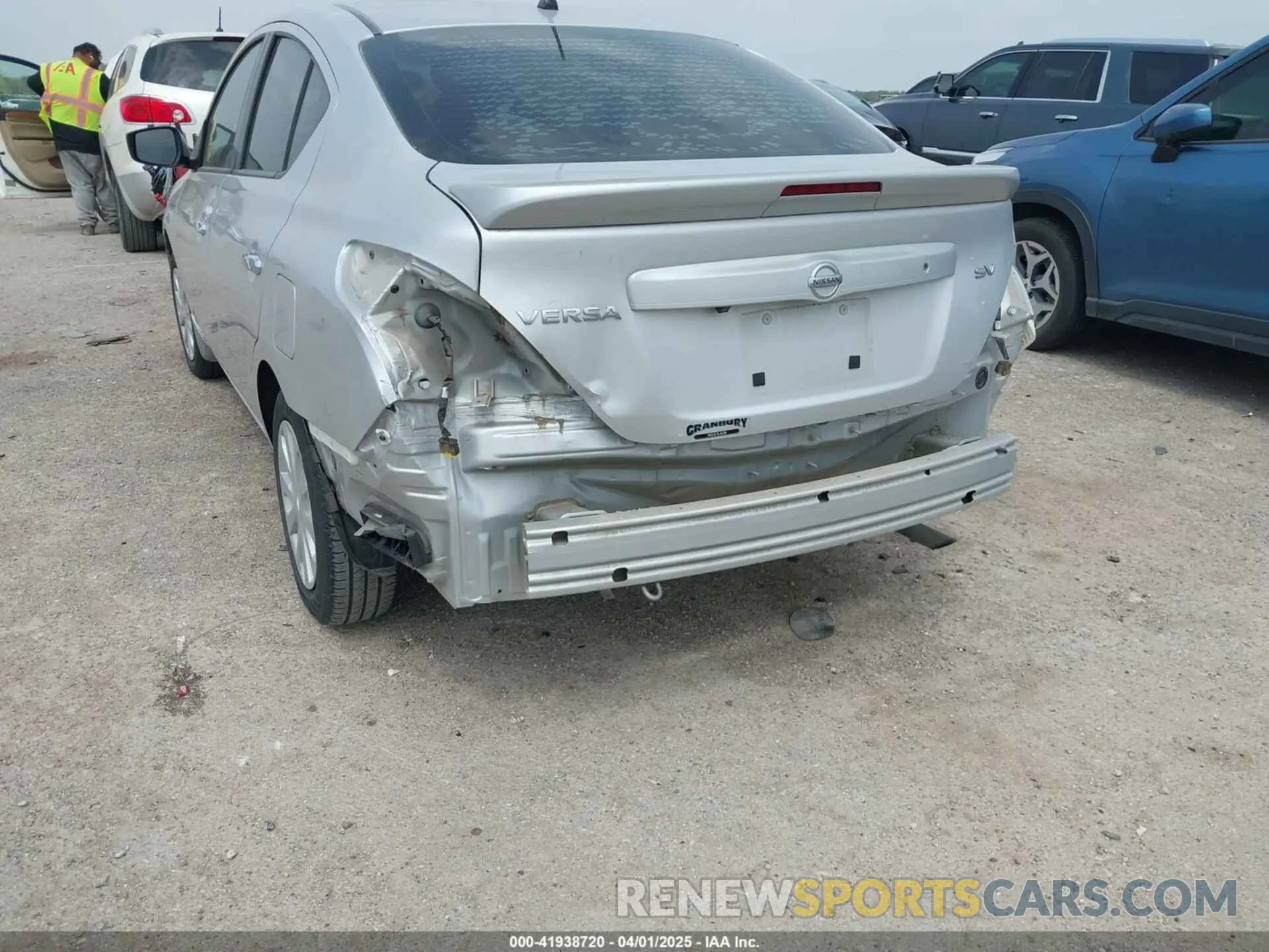 6 Photograph of a damaged car 3N1CN7AP9KL833002 NISSAN VERSA 2019