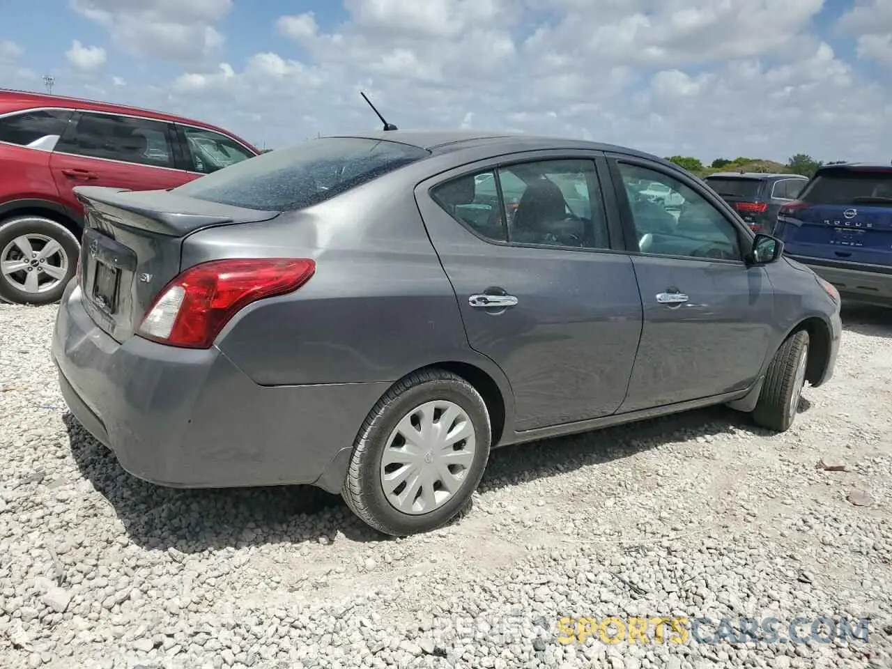 3 Photograph of a damaged car 3N1CN7AP9KL846638 NISSAN VERSA 2019