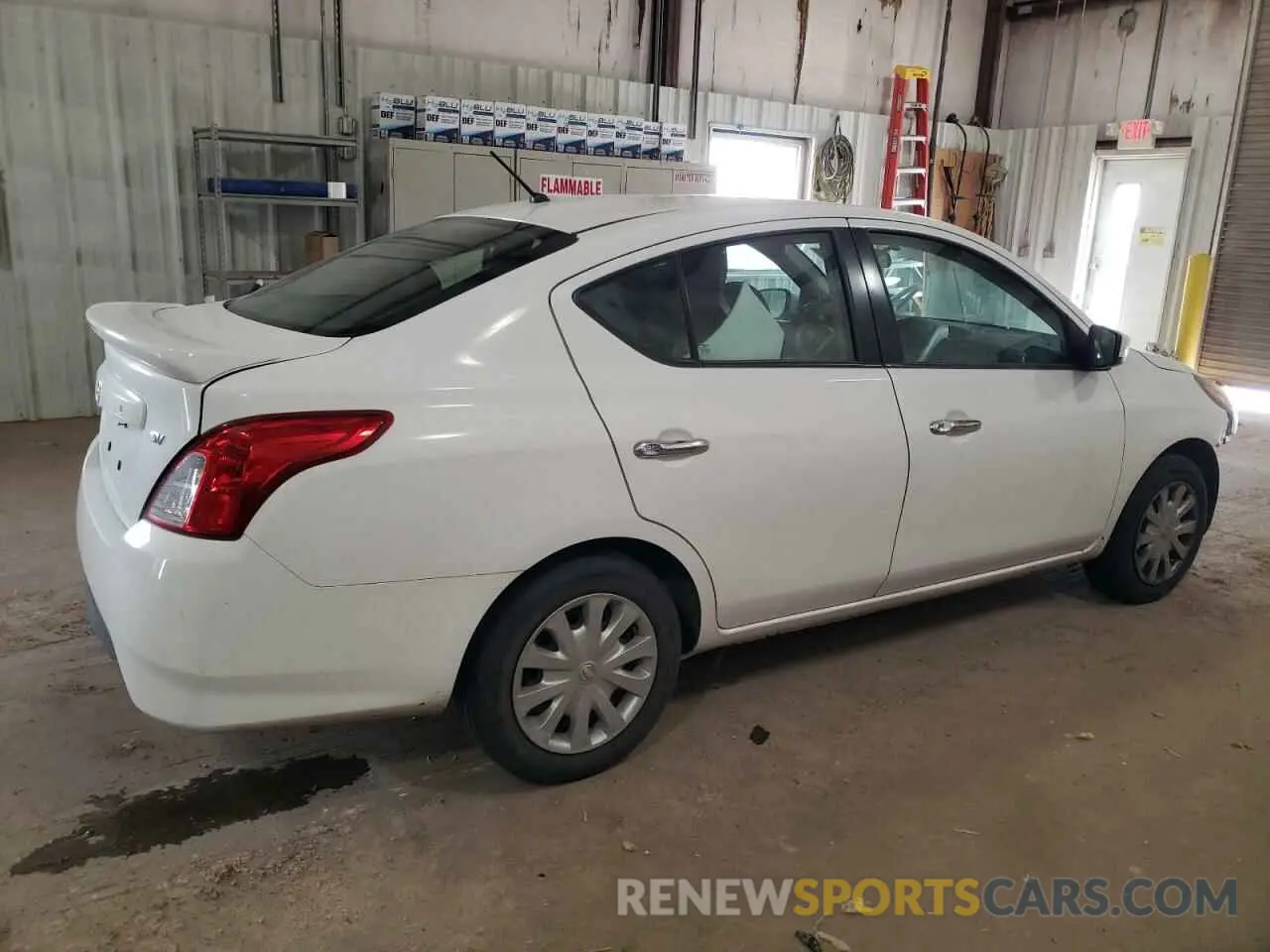 3 Photograph of a damaged car 3N1CN7AP9KL852911 NISSAN VERSA 2019