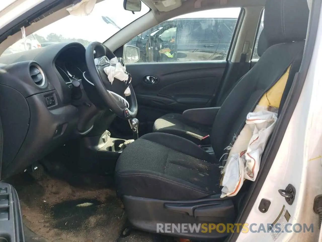 7 Photograph of a damaged car 3N1CN7AP9KL858739 NISSAN VERSA 2019