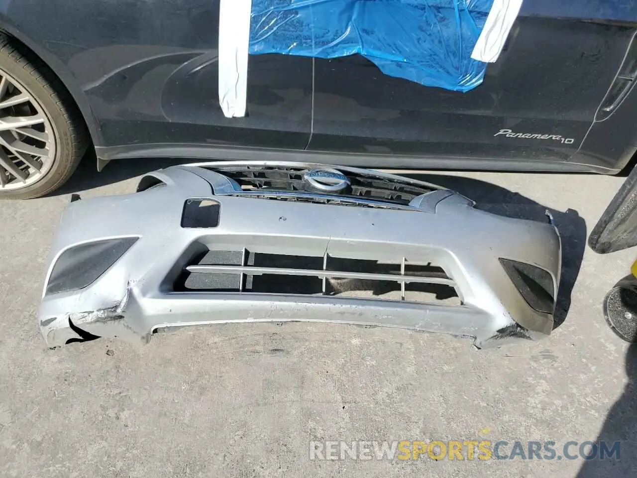 12 Photograph of a damaged car 3N1CN7AP9KL873158 NISSAN VERSA 2019