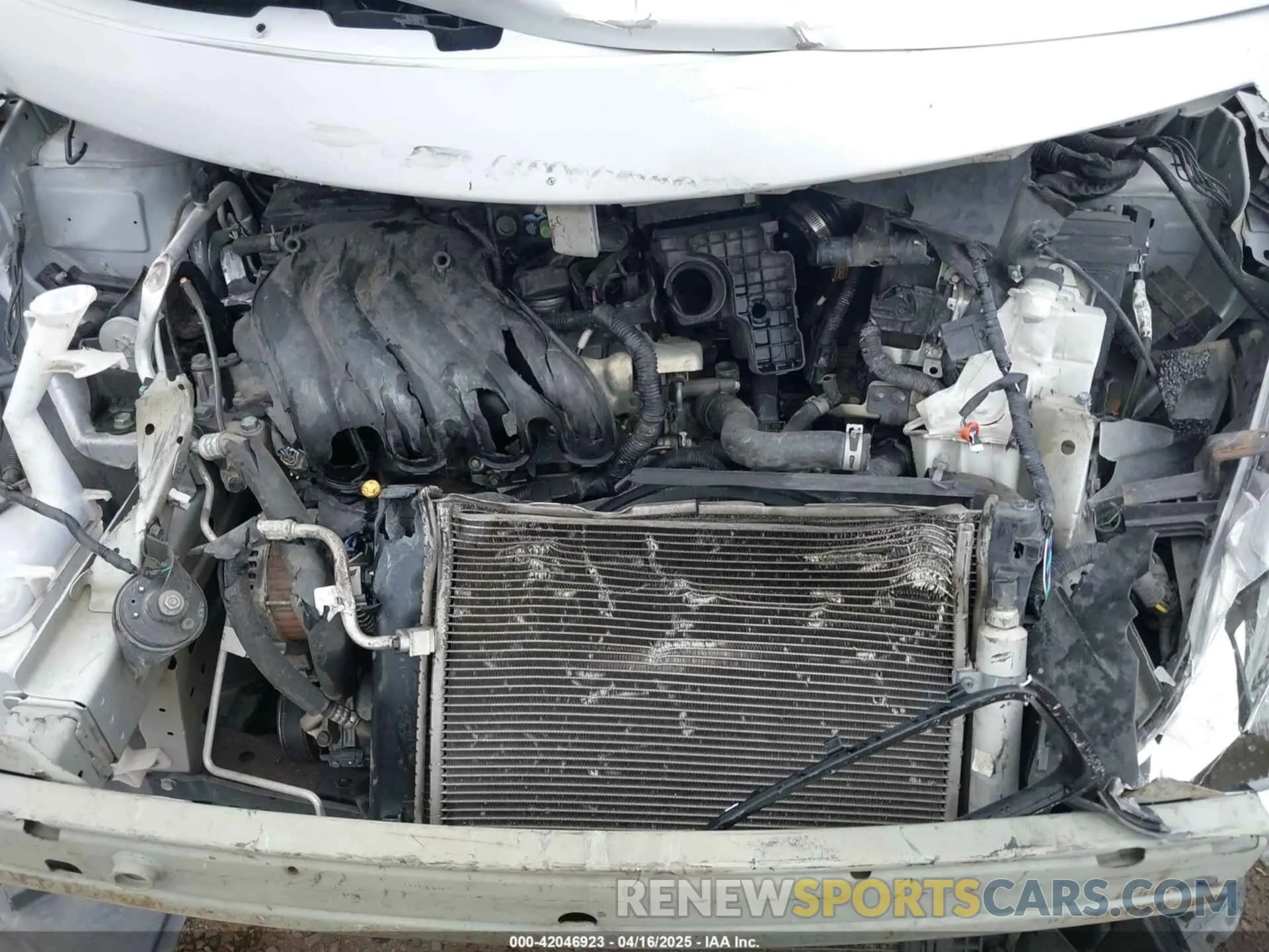 10 Photograph of a damaged car 3N1CN7APXKL803474 NISSAN VERSA 2019