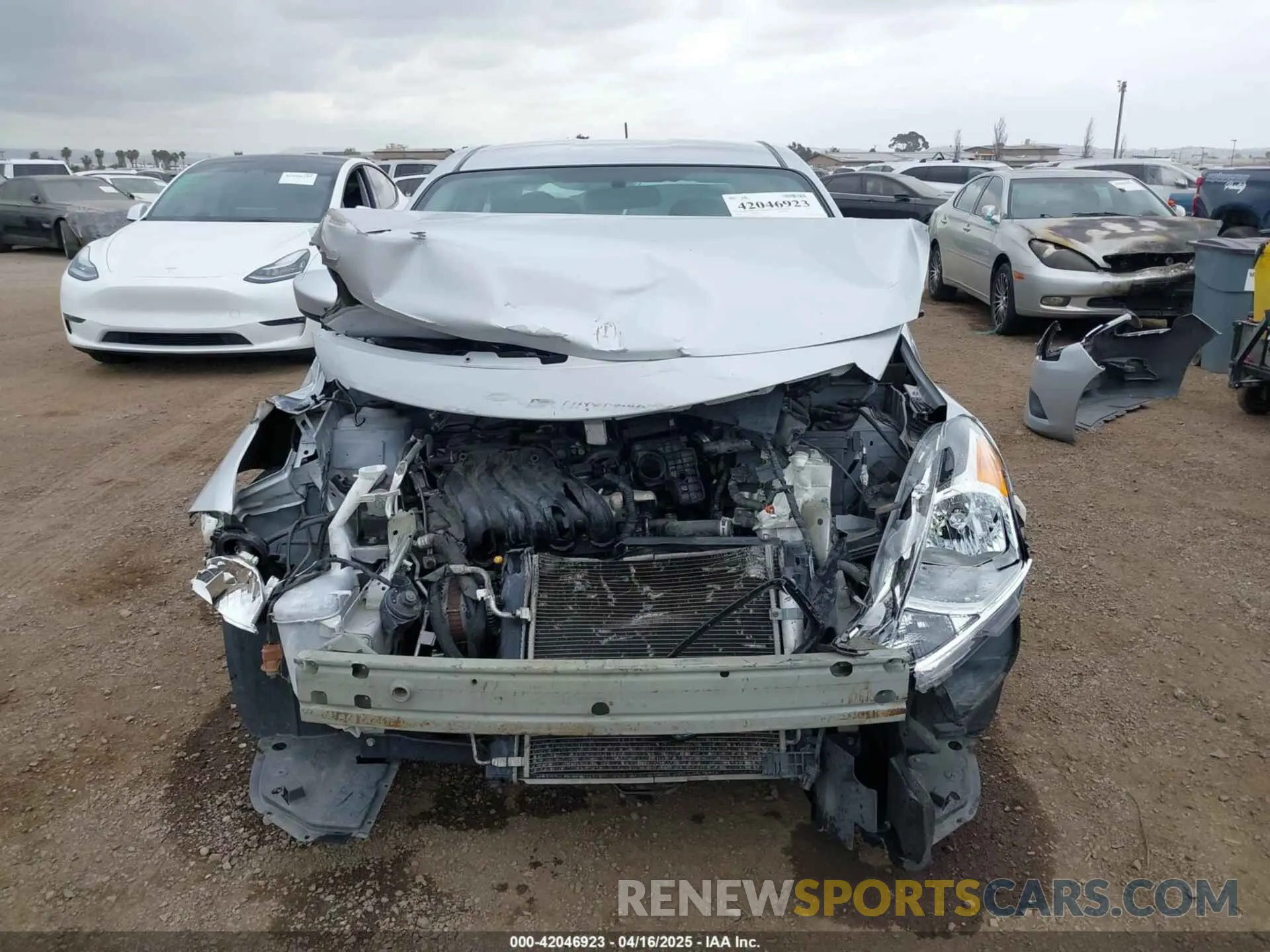 13 Photograph of a damaged car 3N1CN7APXKL803474 NISSAN VERSA 2019