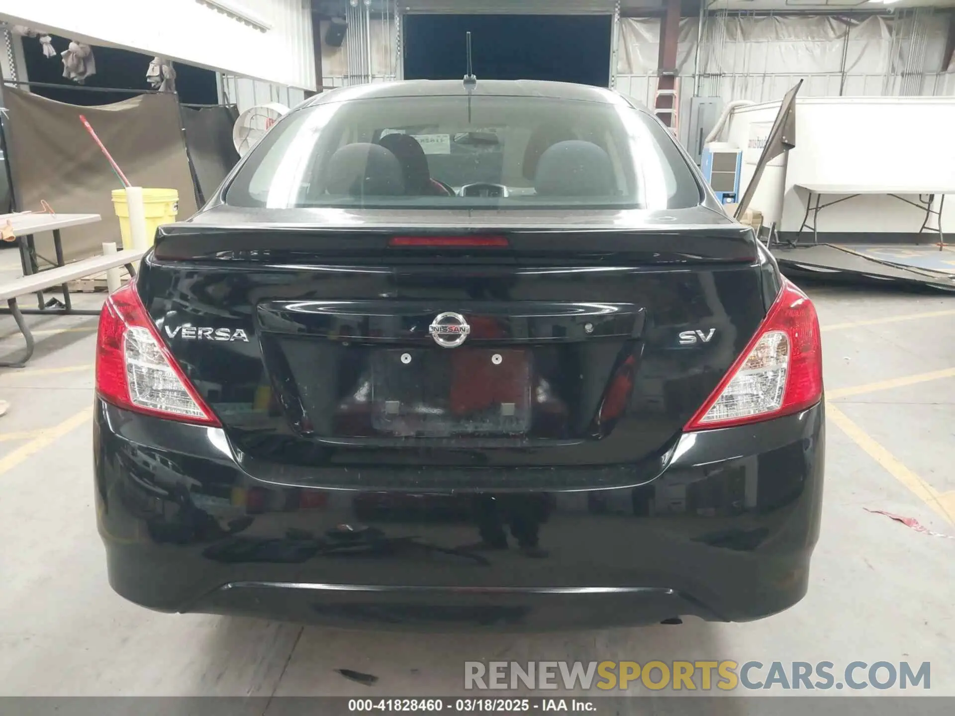 17 Photograph of a damaged car 3N1CN7APXKL808206 NISSAN VERSA 2019
