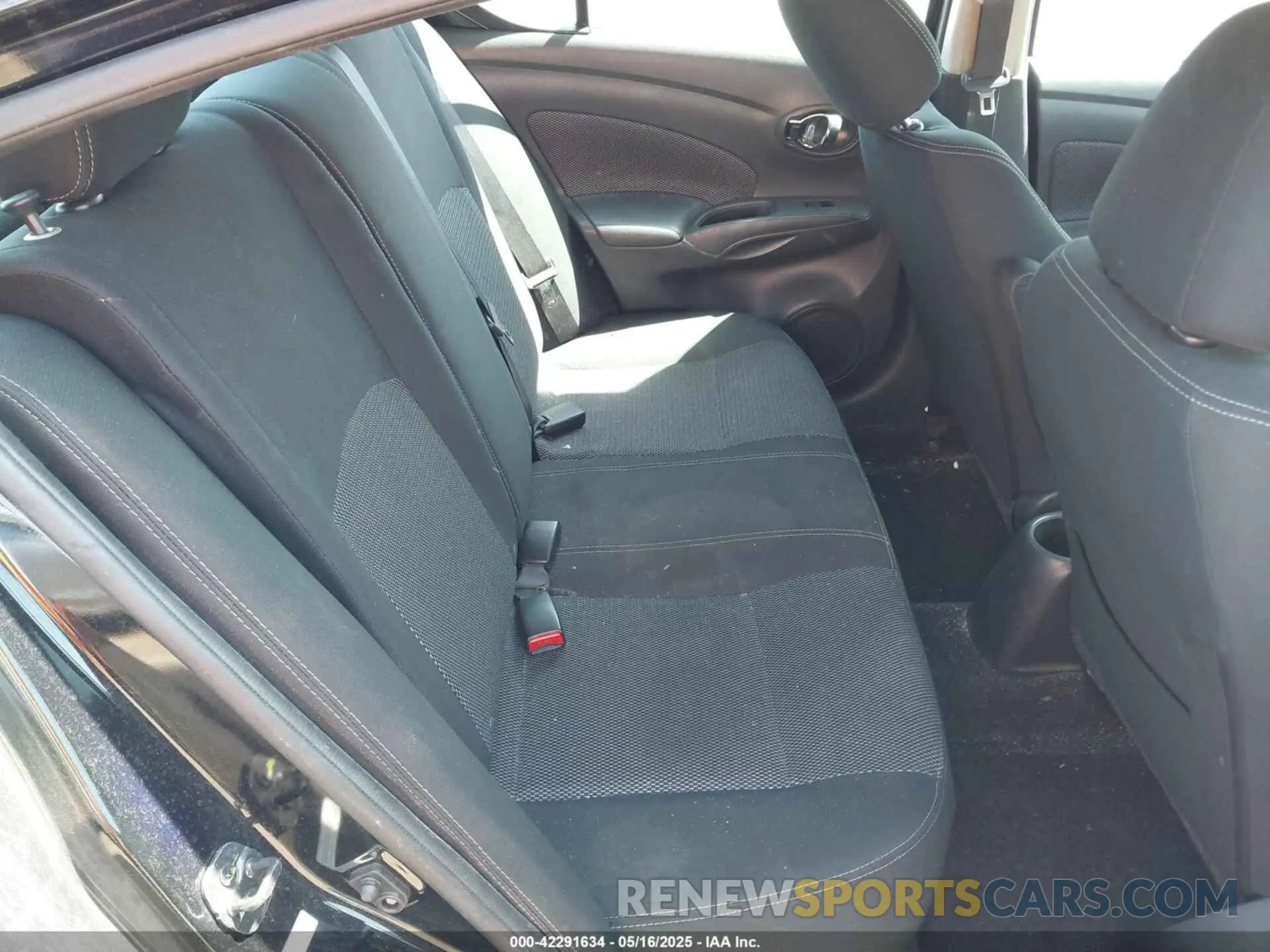 8 Photograph of a damaged car 3N1CN7APXKL809050 NISSAN VERSA 2019