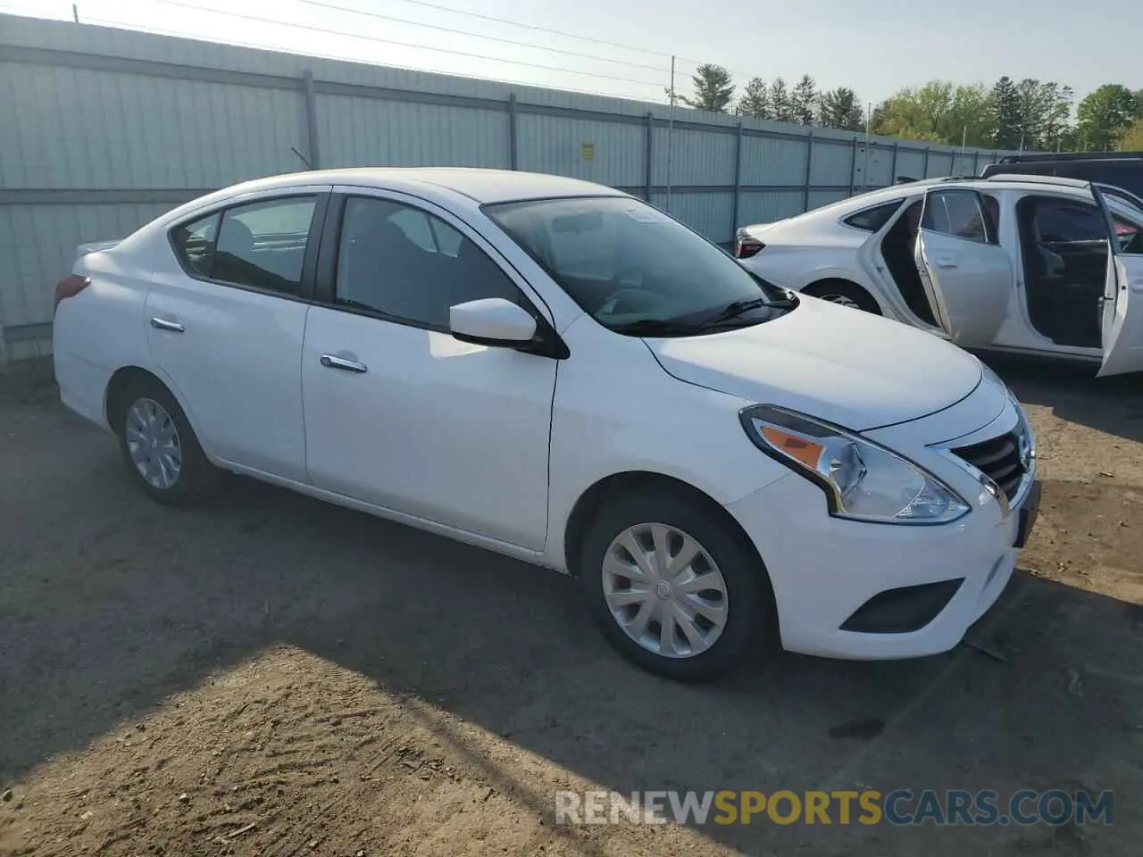 4 Photograph of a damaged car 3N1CN7APXKL813292 NISSAN VERSA 2019