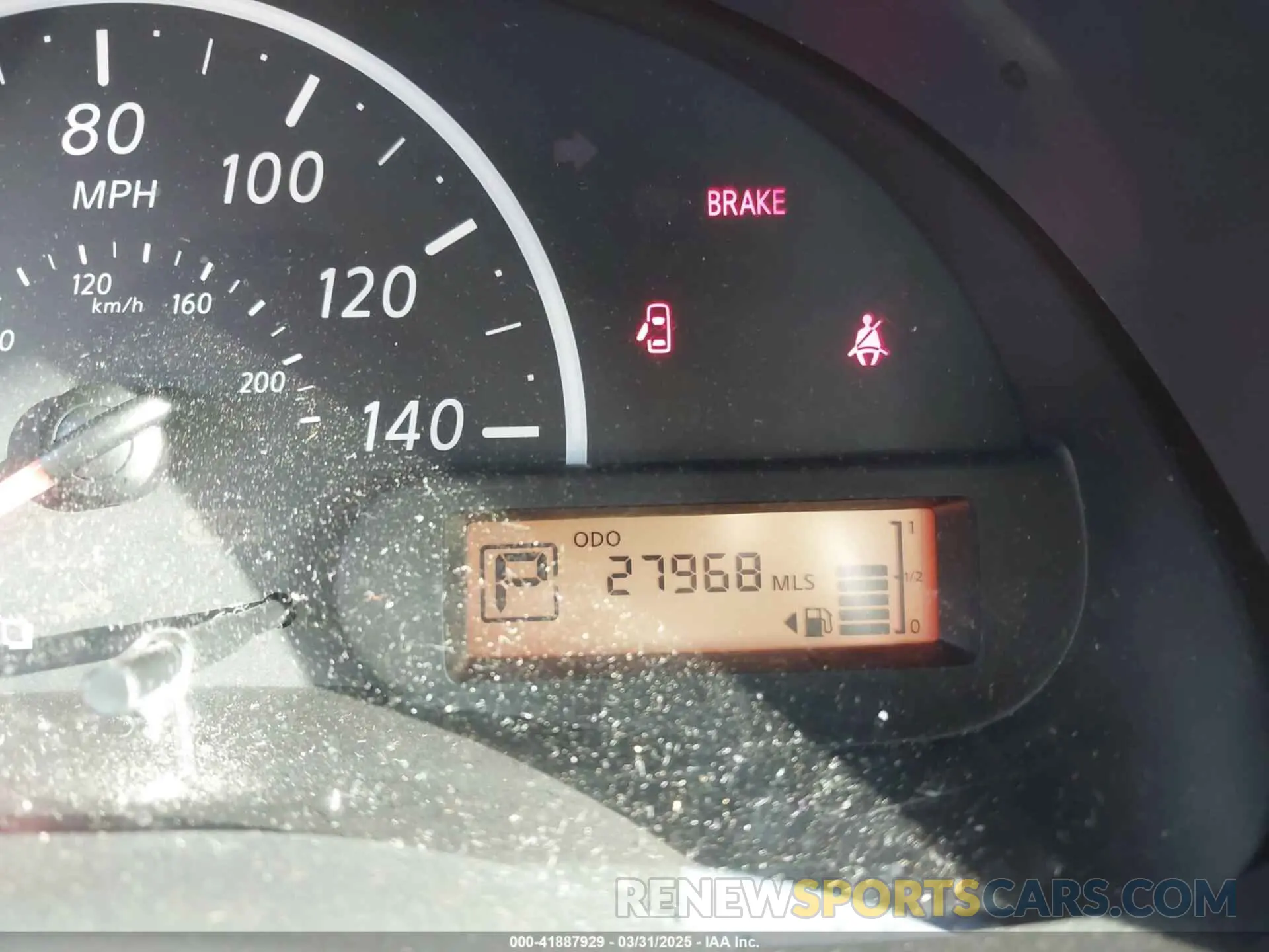 15 Photograph of a damaged car 3N1CN7APXKL818475 NISSAN VERSA 2019
