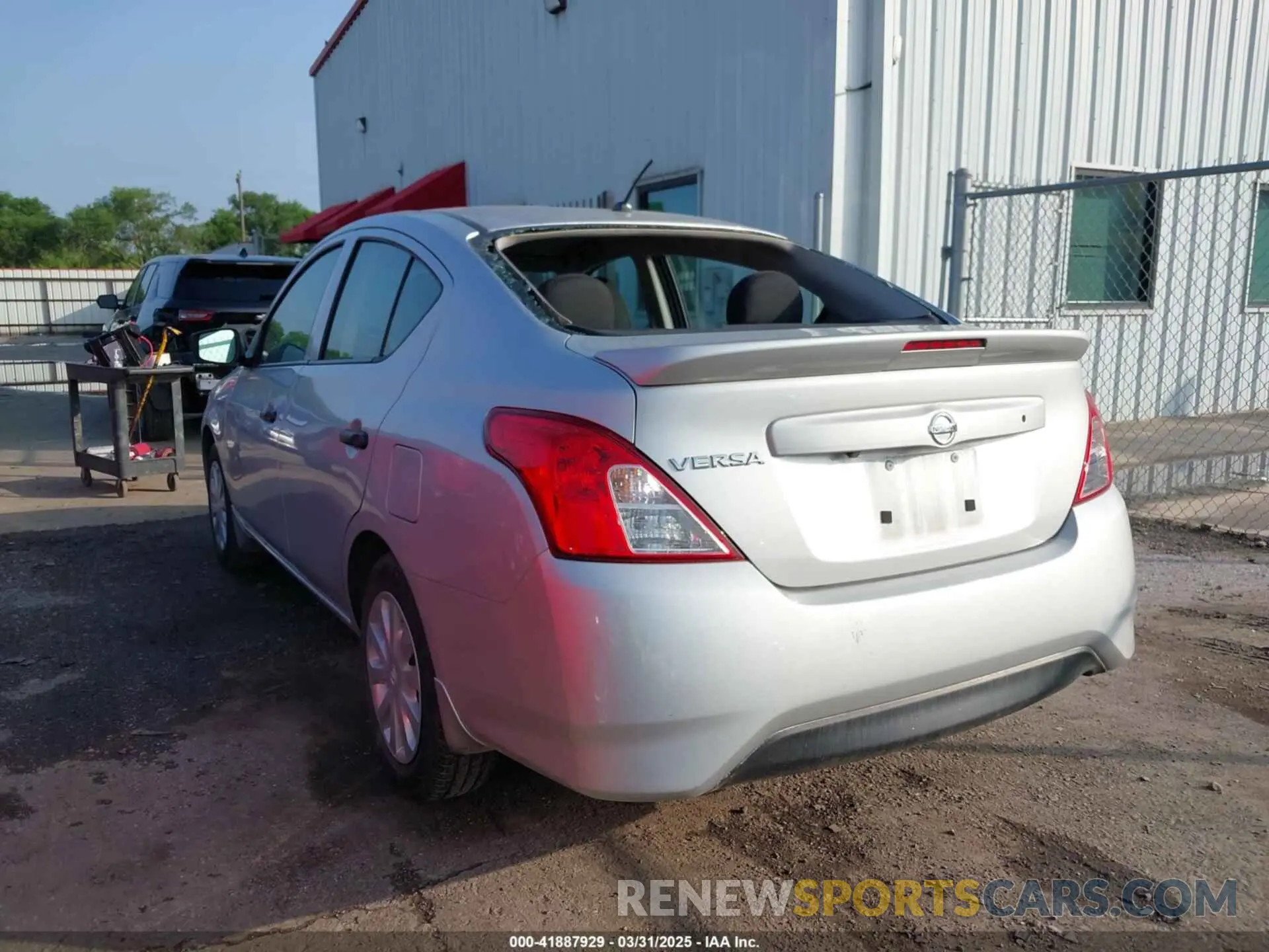 3 Photograph of a damaged car 3N1CN7APXKL818475 NISSAN VERSA 2019