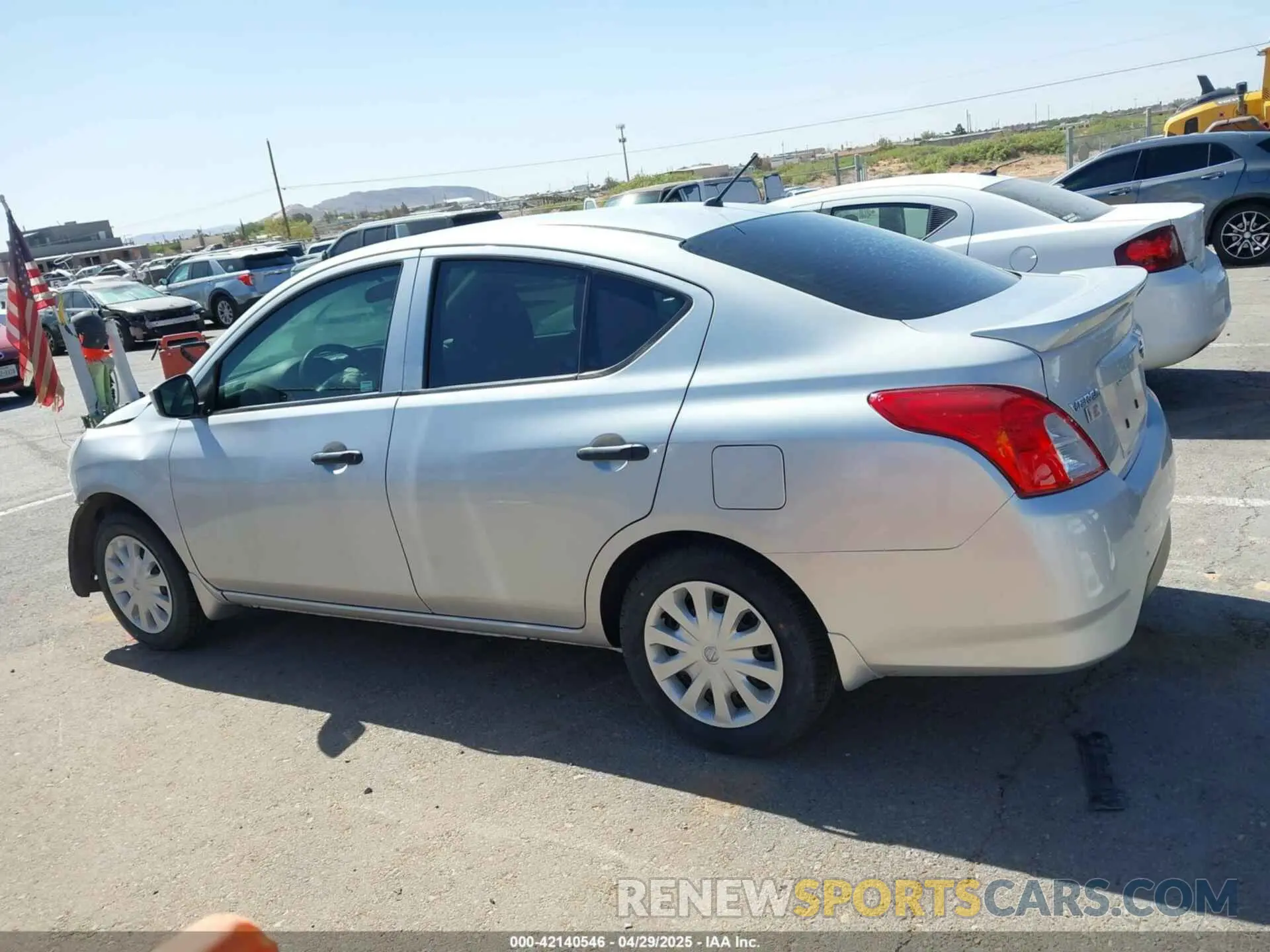 14 Photograph of a damaged car 3N1CN7APXKL820212 NISSAN VERSA 2019