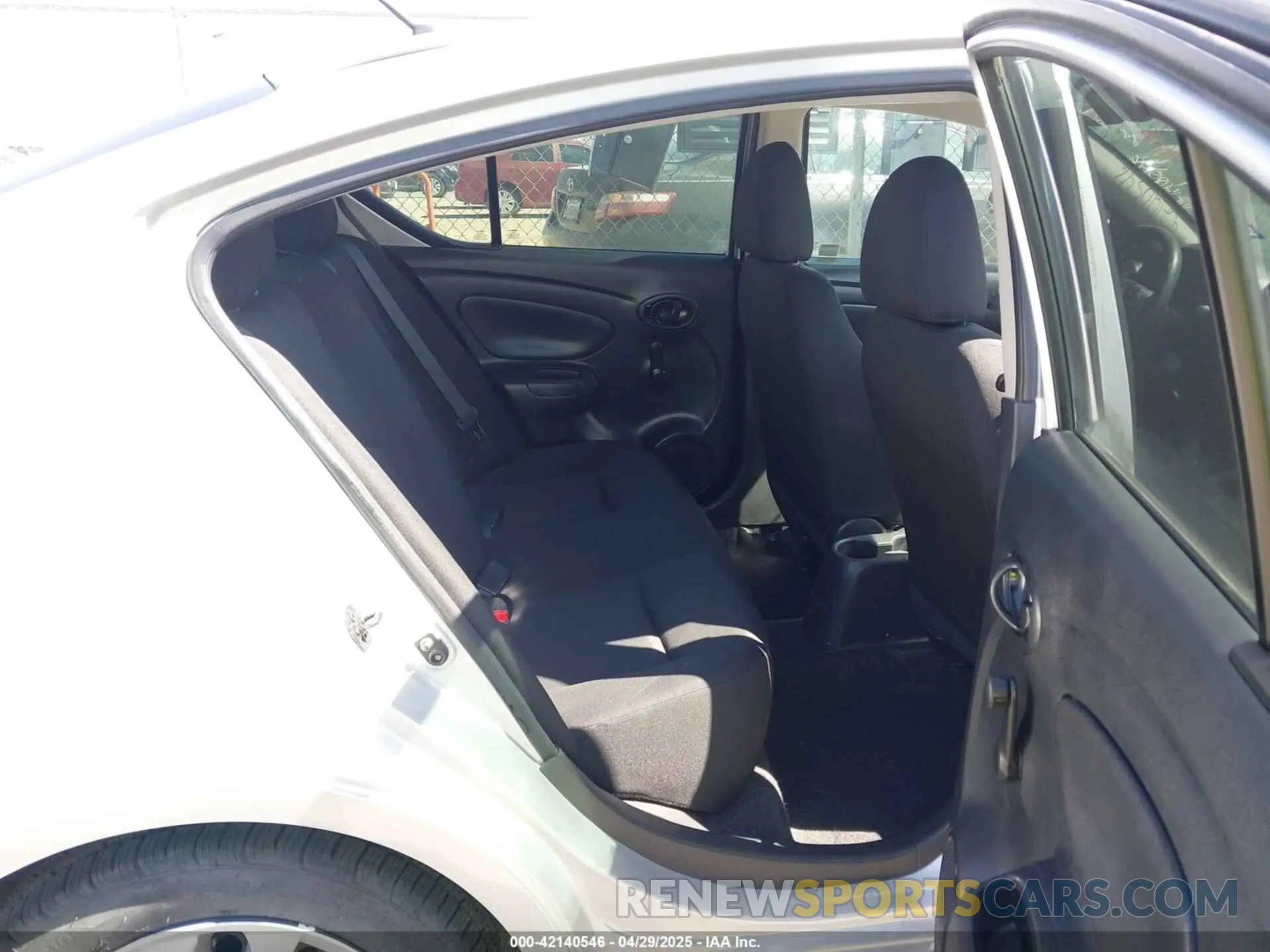8 Photograph of a damaged car 3N1CN7APXKL820212 NISSAN VERSA 2019