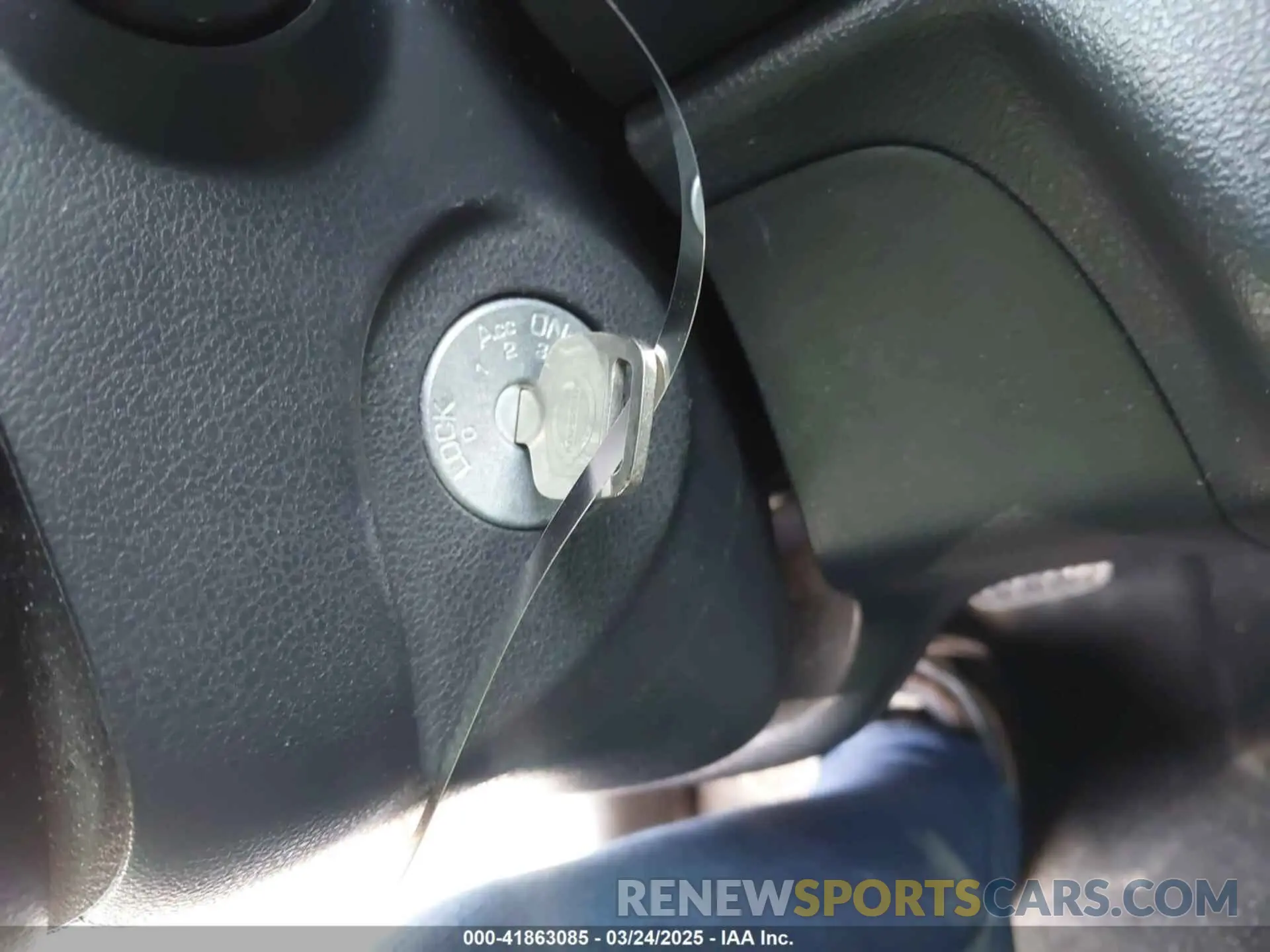 11 Photograph of a damaged car 3N1CN7APXKL827919 NISSAN VERSA 2019