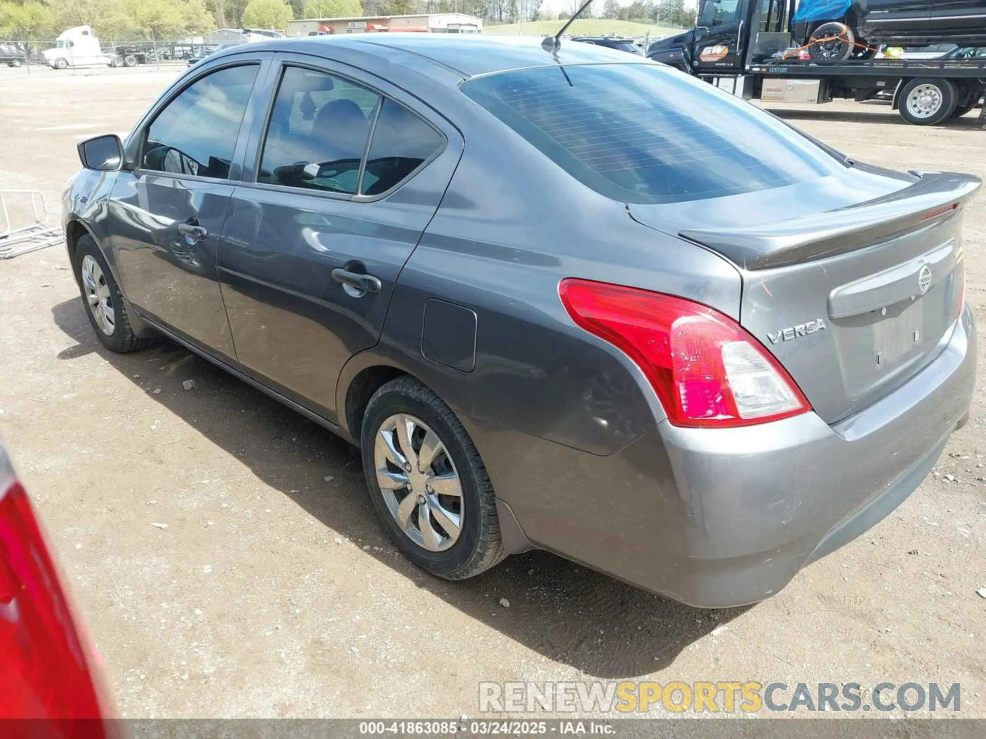 3 Photograph of a damaged car 3N1CN7APXKL827919 NISSAN VERSA 2019