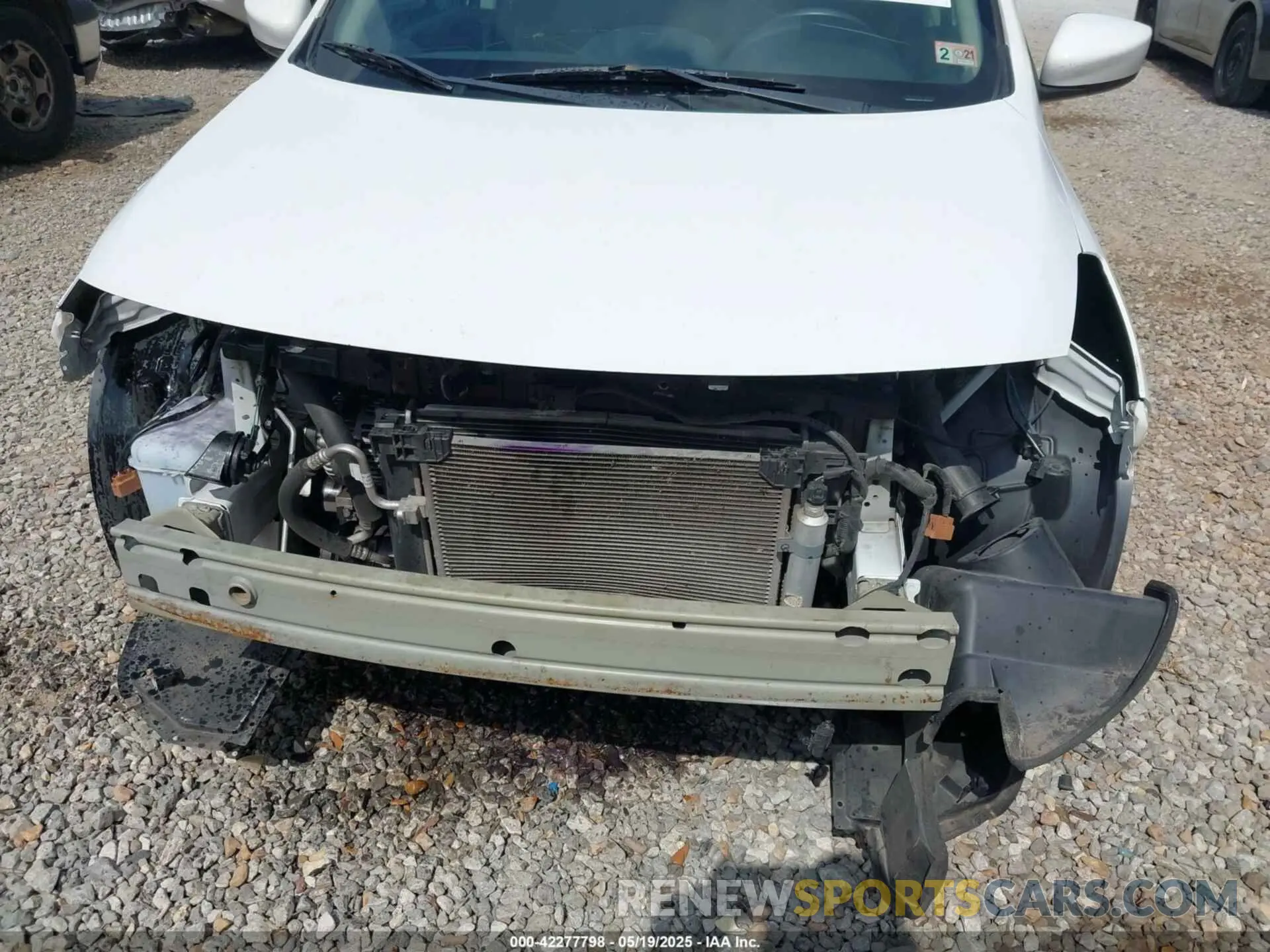 6 Photograph of a damaged car 3N1CN7APXKL831677 NISSAN VERSA 2019