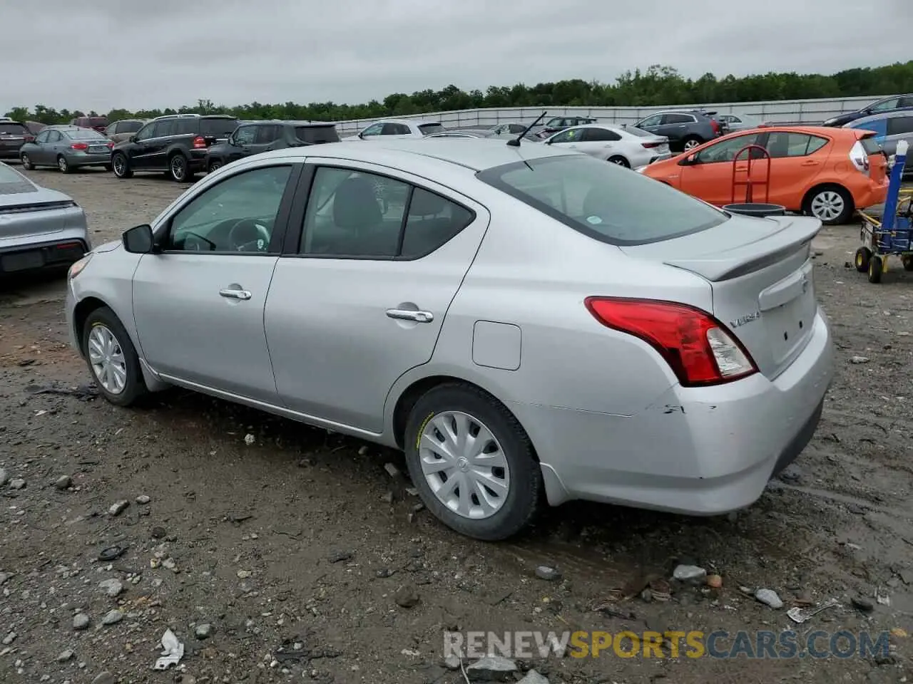 2 Photograph of a damaged car 3N1CN7APXKL832974 NISSAN VERSA 2019