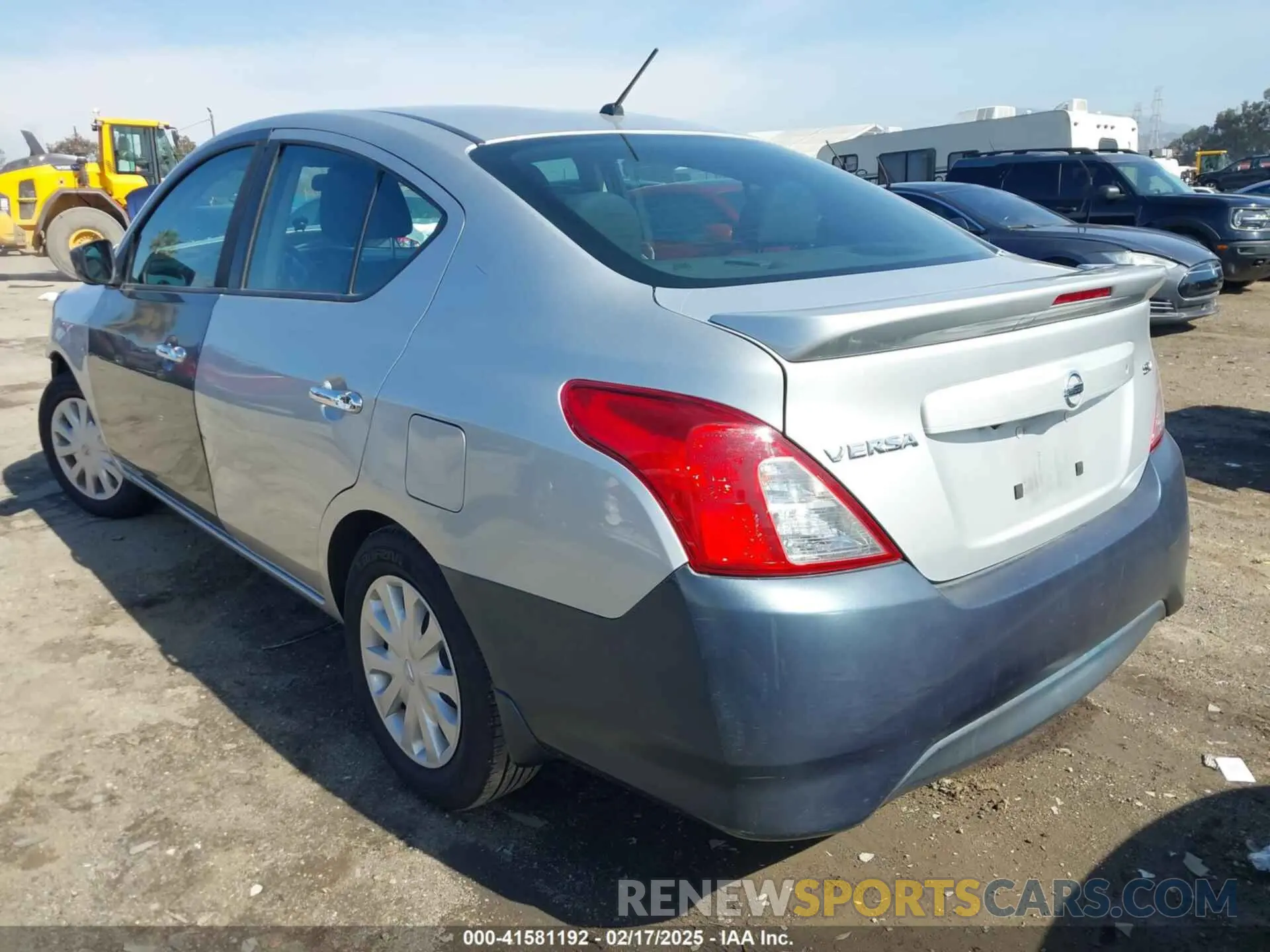 3 Photograph of a damaged car 3N1CN7APXKL844266 NISSAN VERSA 2019