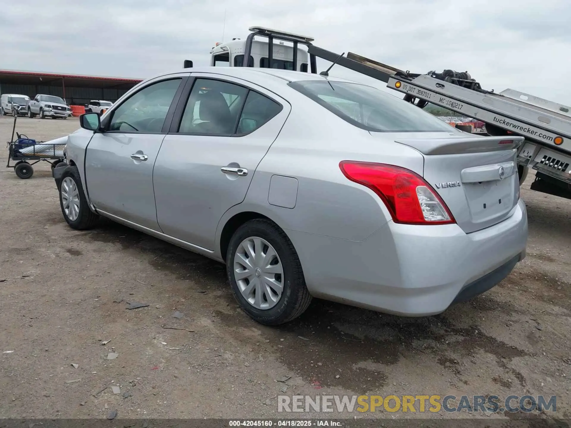 3 Photograph of a damaged car 3N1CN7APXKL844686 NISSAN VERSA 2019