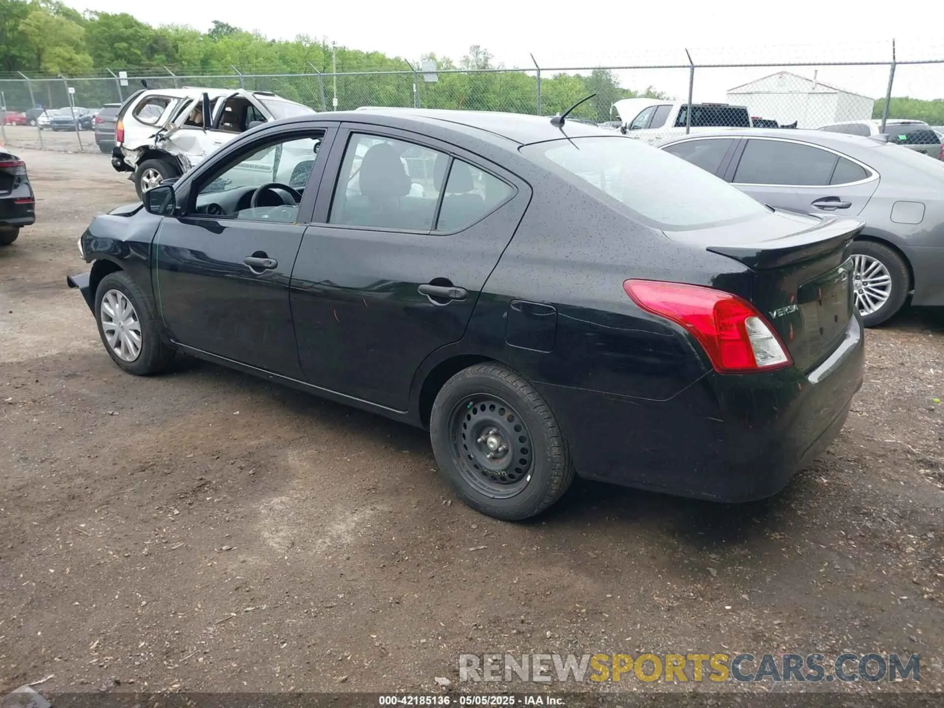 3 Photograph of a damaged car 3N1CN7APXKL846678 NISSAN VERSA 2019