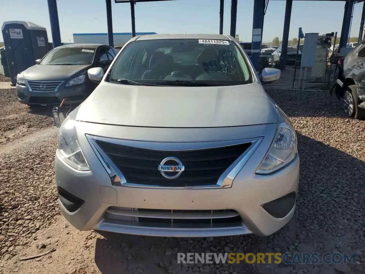 5 Photograph of a damaged car 3N1CN7APXKL849371 NISSAN VERSA 2019