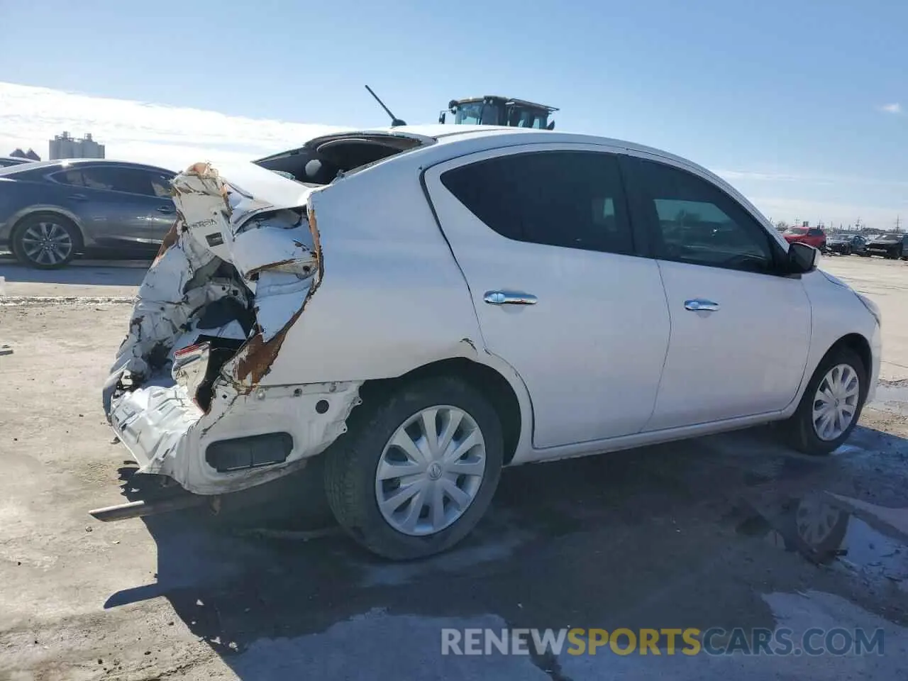 3 Photograph of a damaged car 3N1CN7APXKL865246 NISSAN VERSA 2019