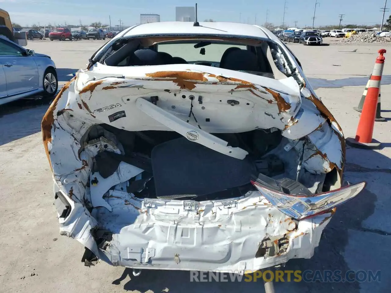 6 Photograph of a damaged car 3N1CN7APXKL865246 NISSAN VERSA 2019
