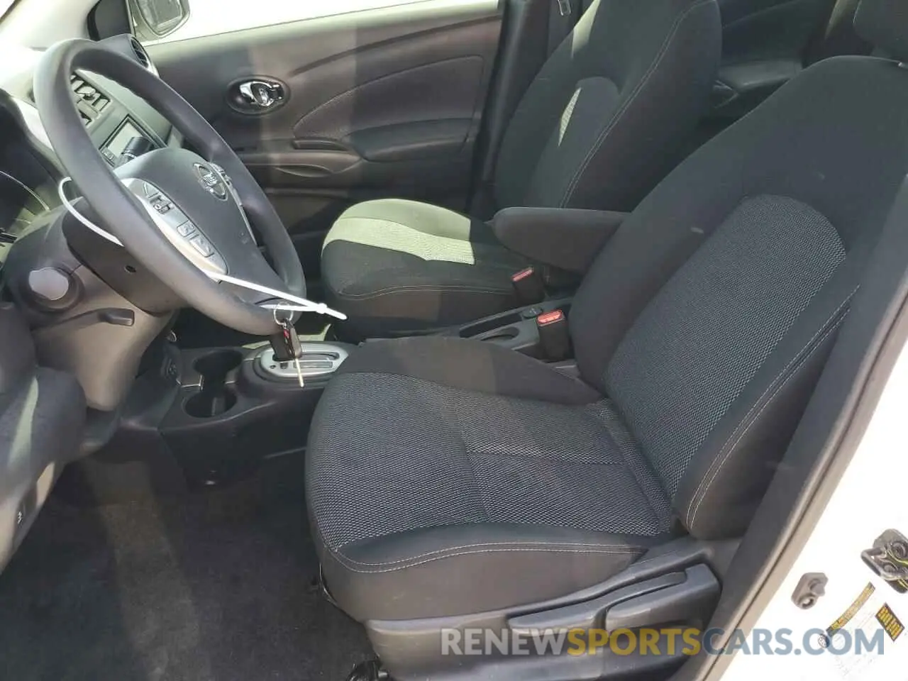 7 Photograph of a damaged car 3N1CN7APXKL865246 NISSAN VERSA 2019