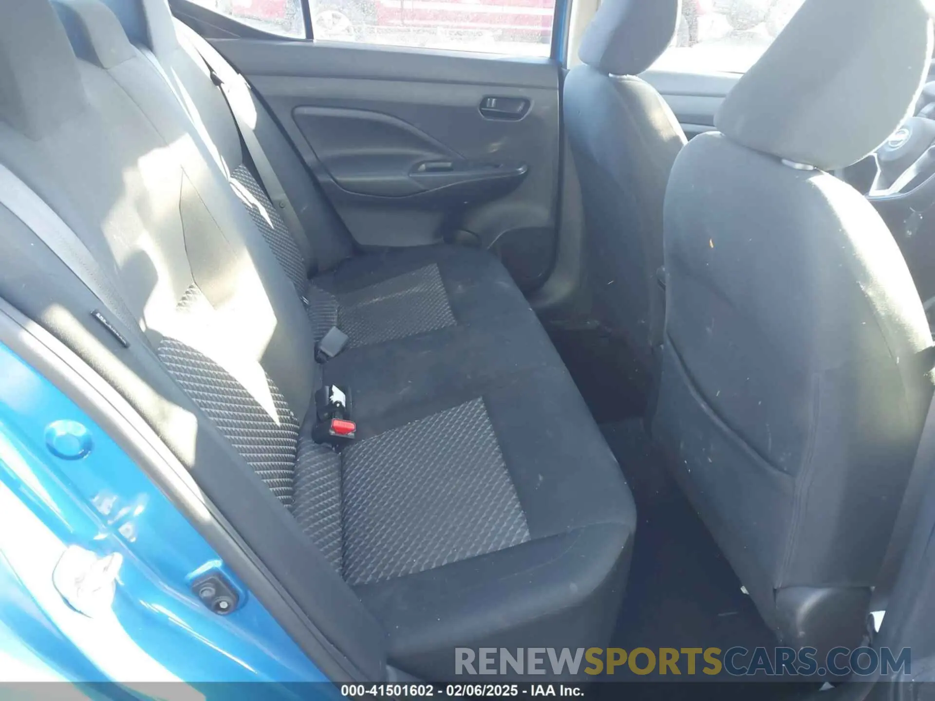 8 Photograph of a damaged car 3N1CN8BV4LL859401 NISSAN VERSA 2020