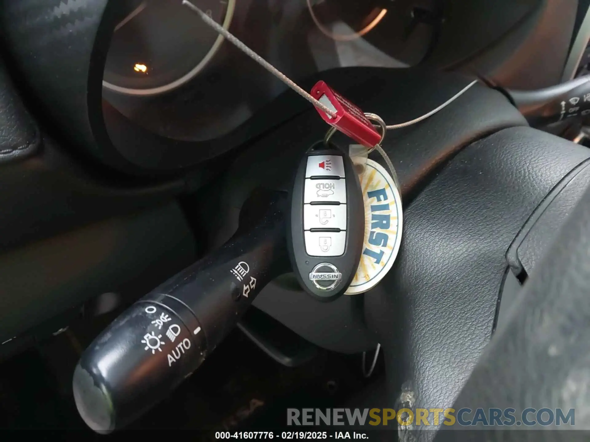 11 Photograph of a damaged car 3N1CN8BV4LL902909 NISSAN VERSA 2020