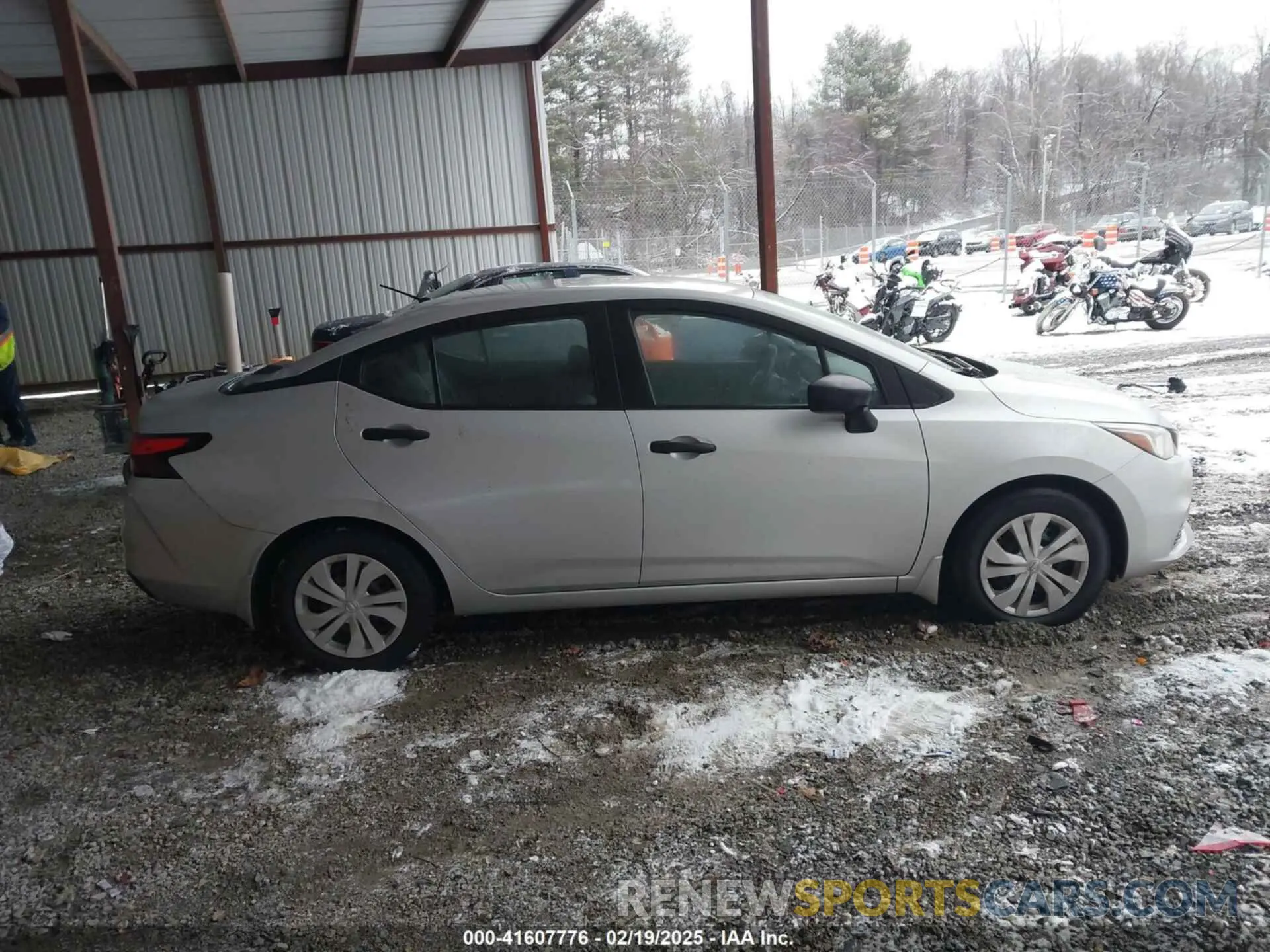 13 Photograph of a damaged car 3N1CN8BV4LL902909 NISSAN VERSA 2020