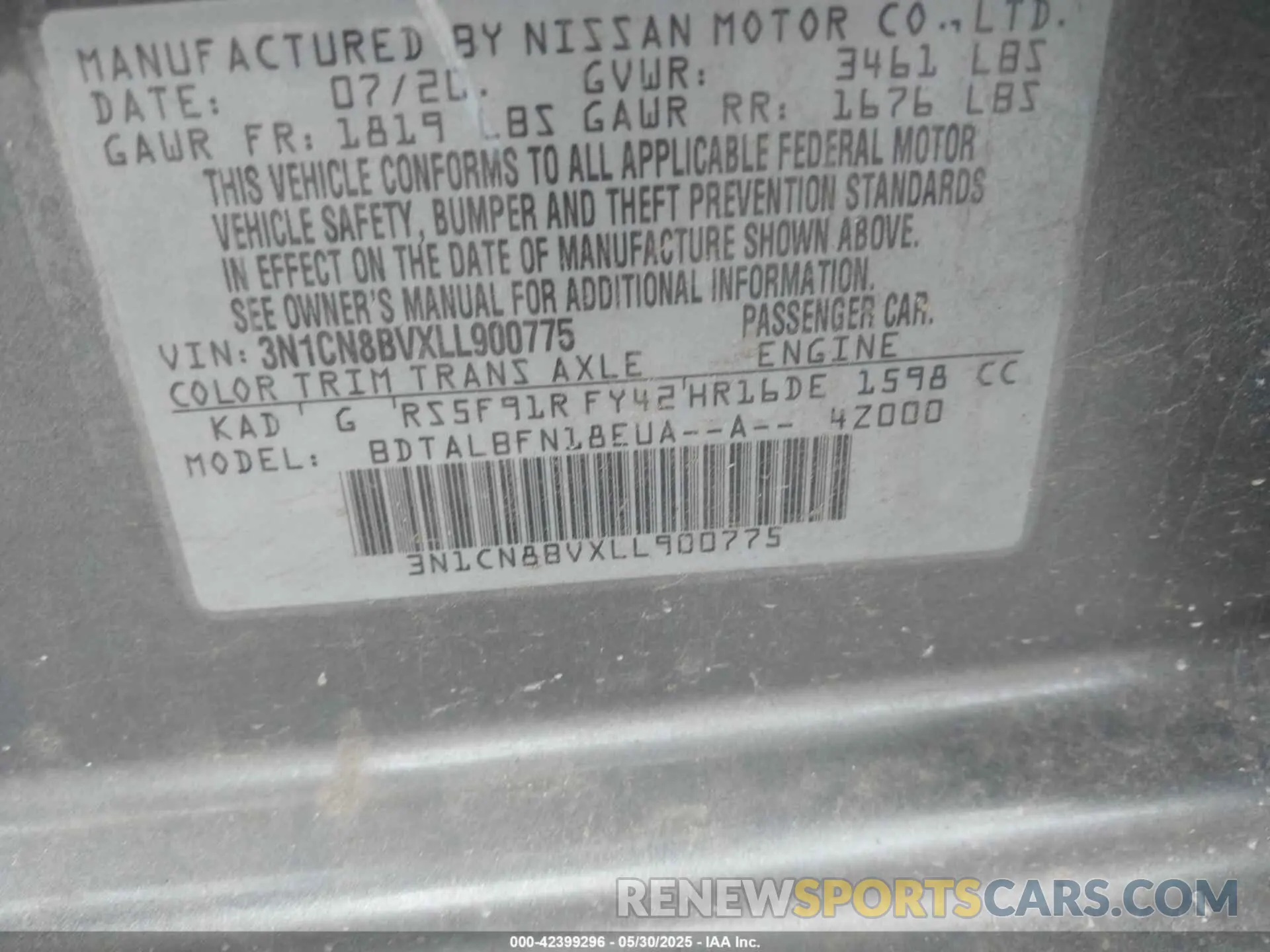 9 Photograph of a damaged car 3N1CN8BVXLL900775 NISSAN VERSA 2020