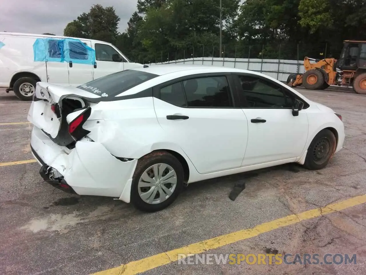 3 Photograph of a damaged car 3N1CN8DV0LL808376 NISSAN VERSA 2020