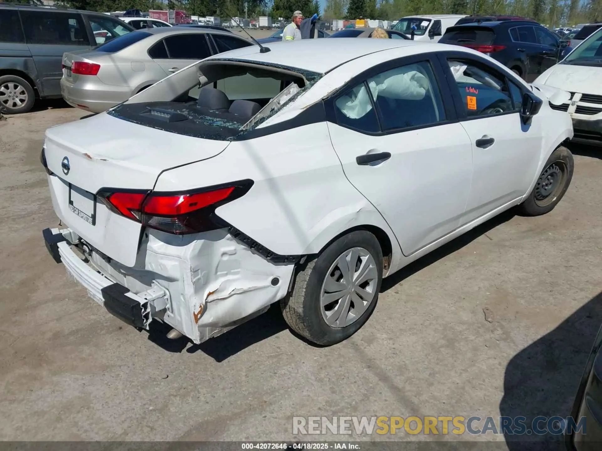 4 Photograph of a damaged car 3N1CN8DV0LL828420 NISSAN VERSA 2020