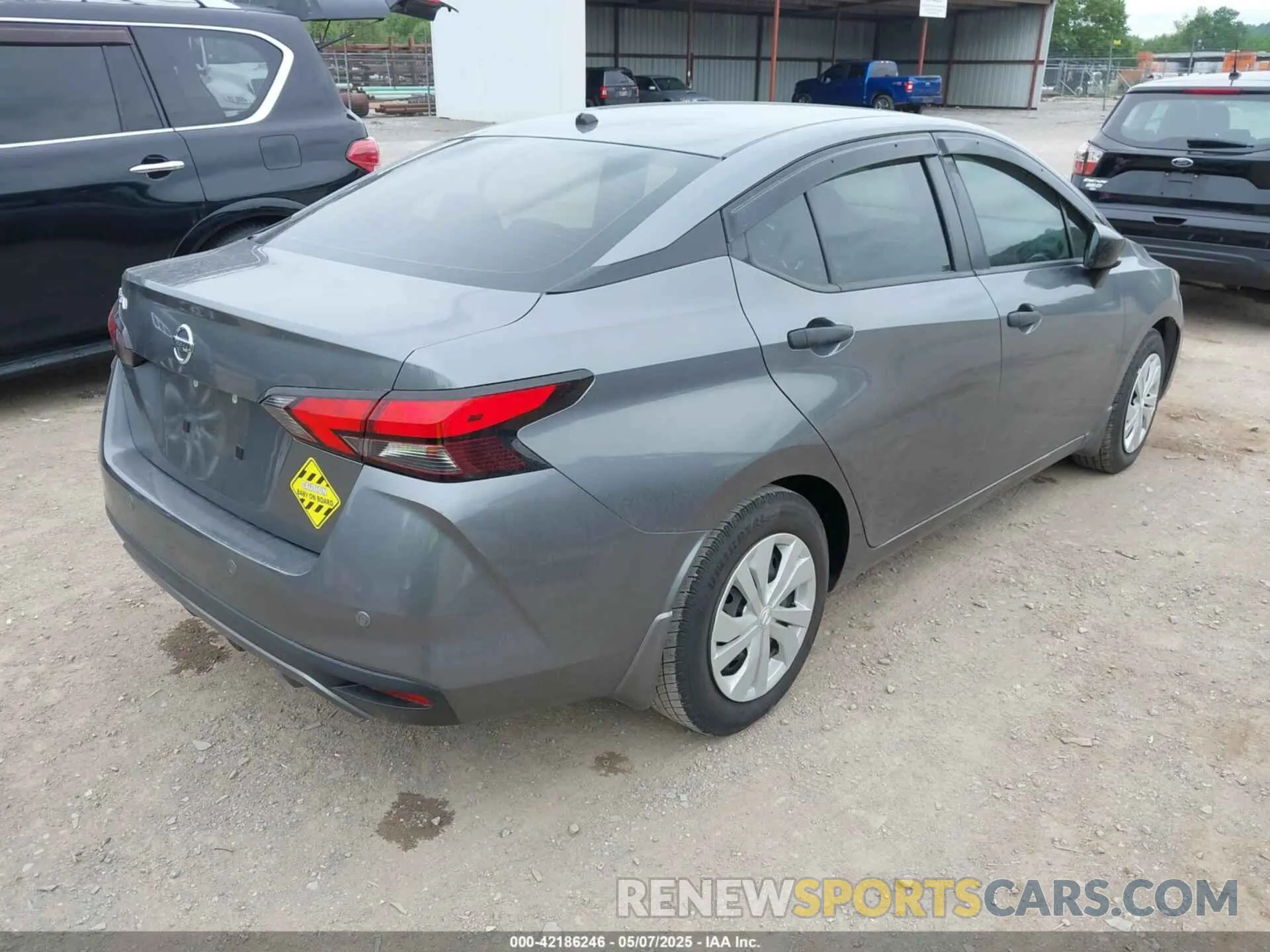 4 Photograph of a damaged car 3N1CN8DV0LL883241 NISSAN VERSA 2020