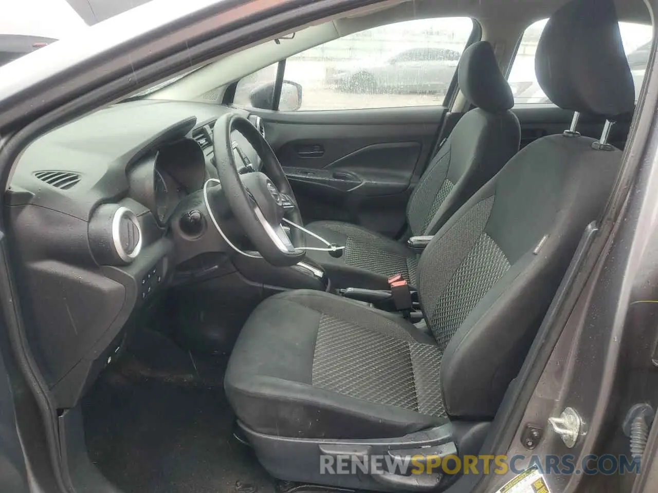 7 Photograph of a damaged car 3N1CN8DV0LL883613 NISSAN VERSA 2020