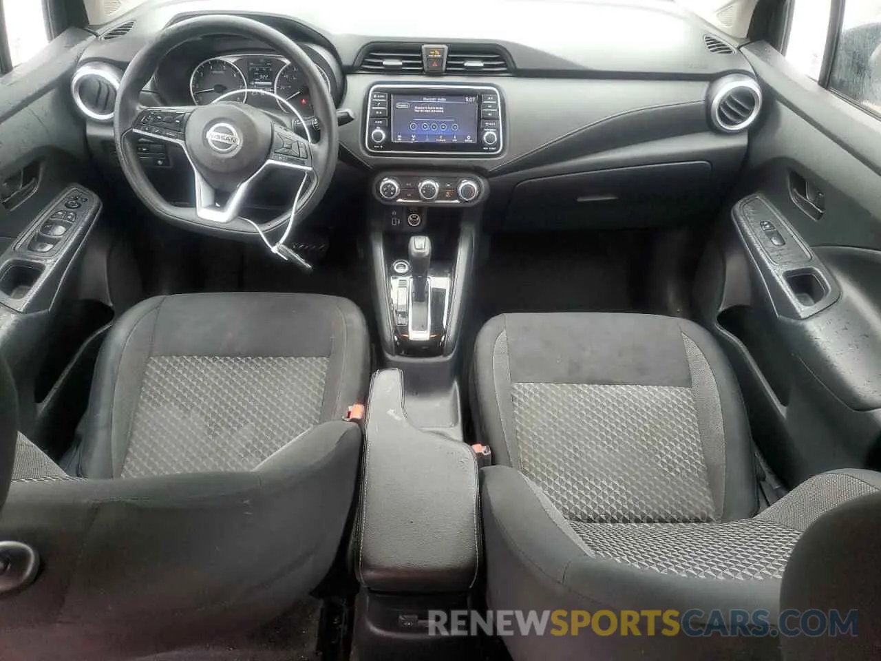 8 Photograph of a damaged car 3N1CN8DV0LL883613 NISSAN VERSA 2020