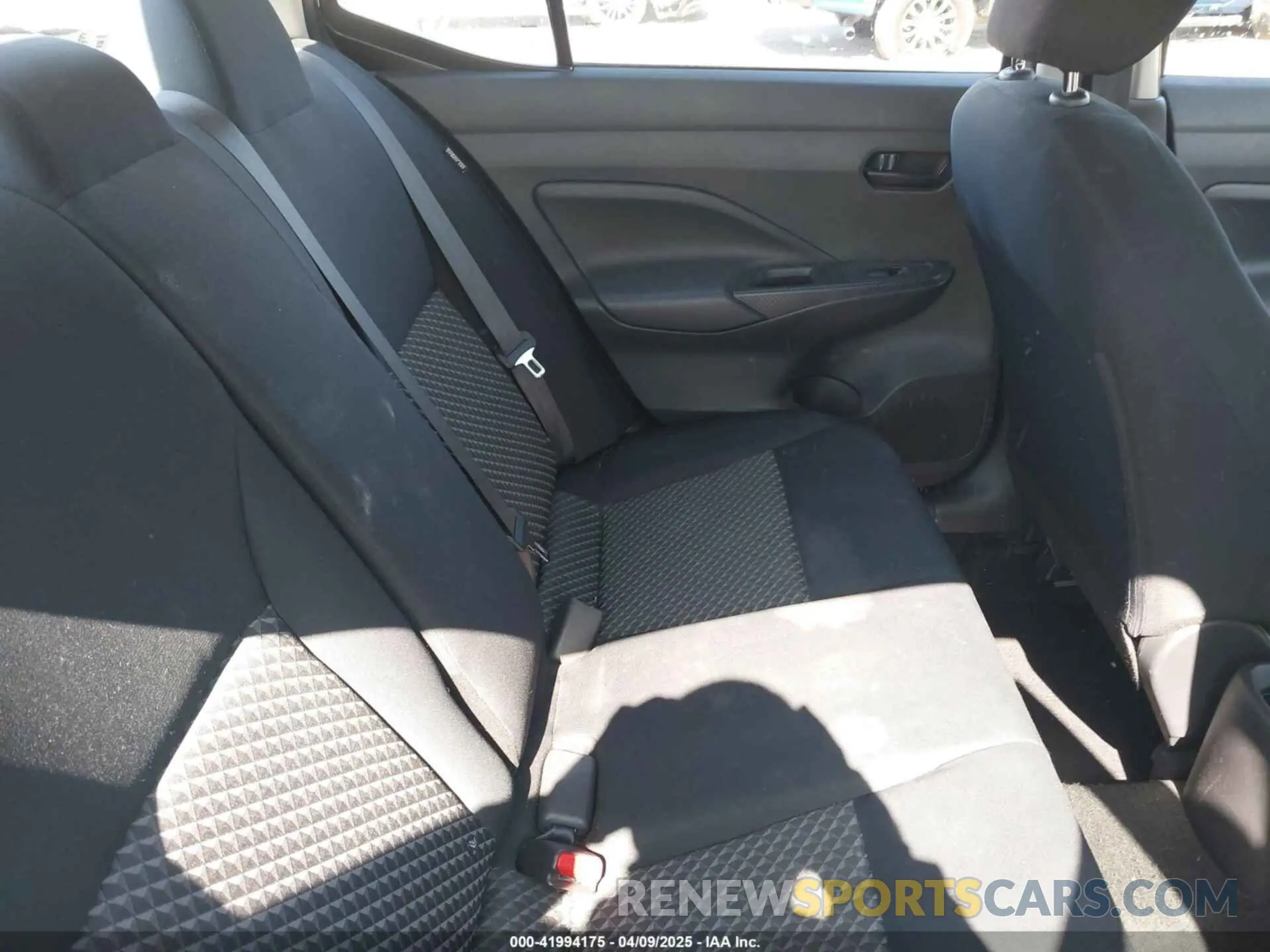 8 Photograph of a damaged car 3N1CN8DV0LL897253 NISSAN VERSA 2020