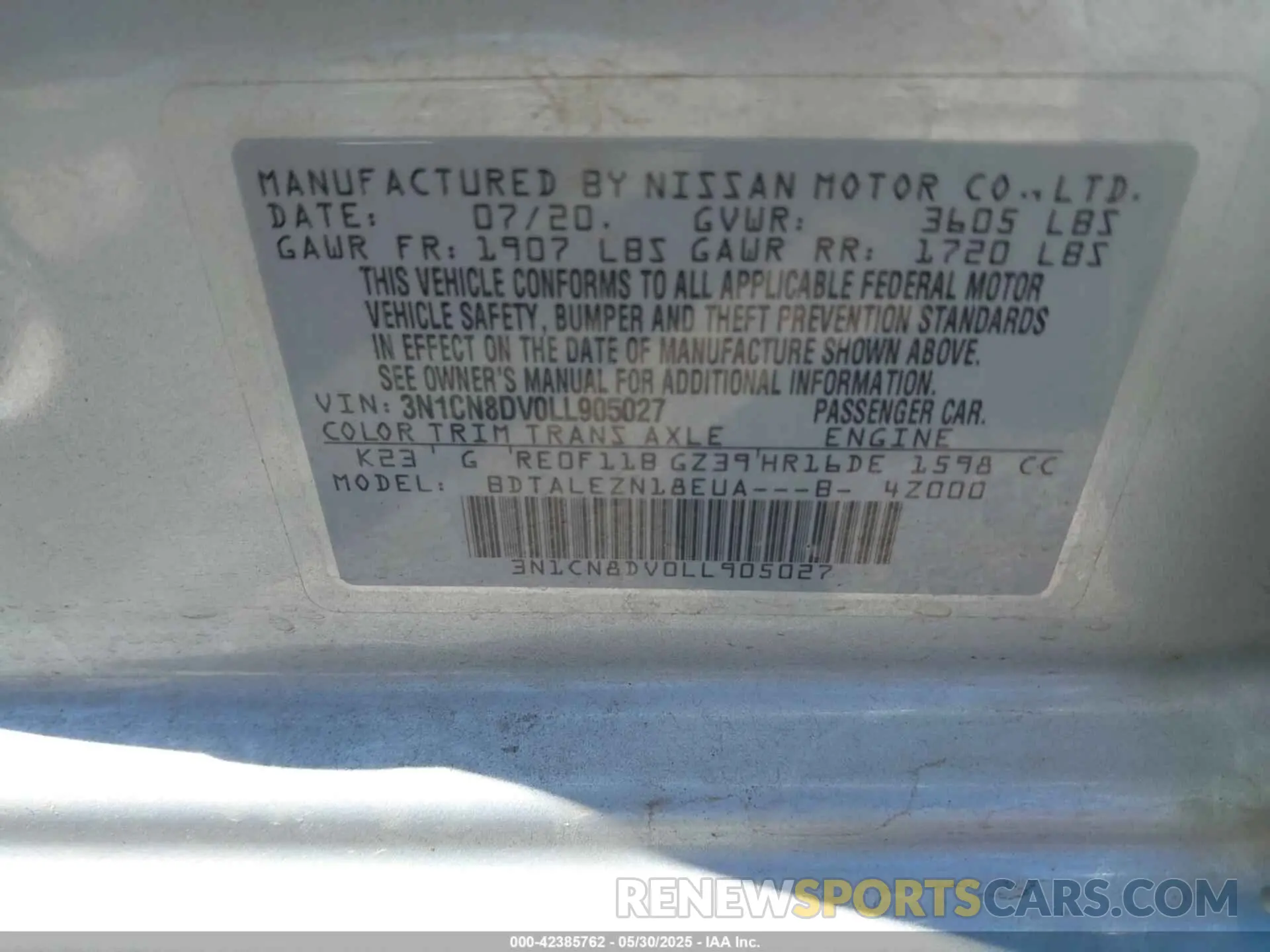 9 Photograph of a damaged car 3N1CN8DV0LL905027 NISSAN VERSA 2020