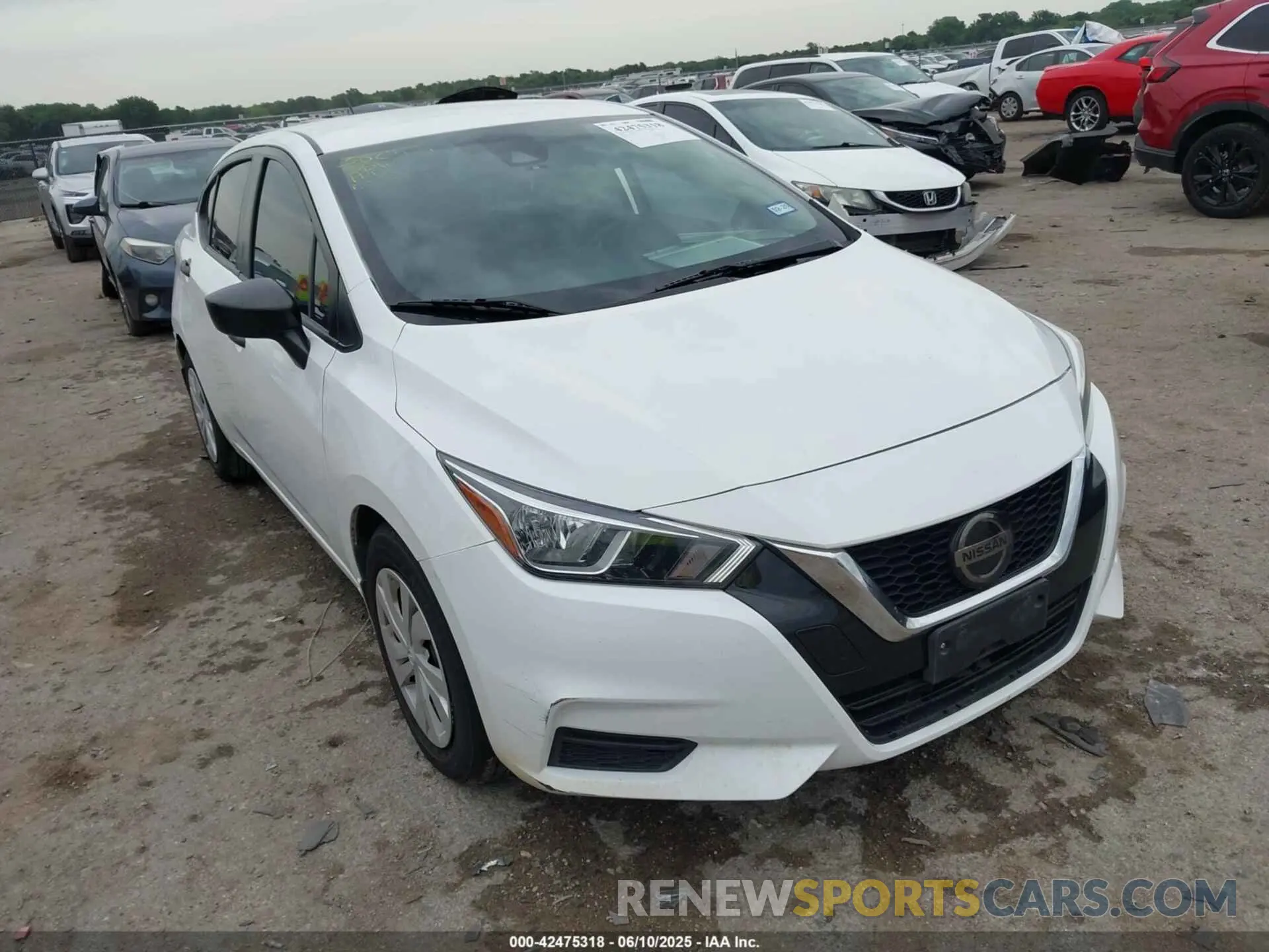 1 Photograph of a damaged car 3N1CN8DV0LL917338 NISSAN VERSA 2020