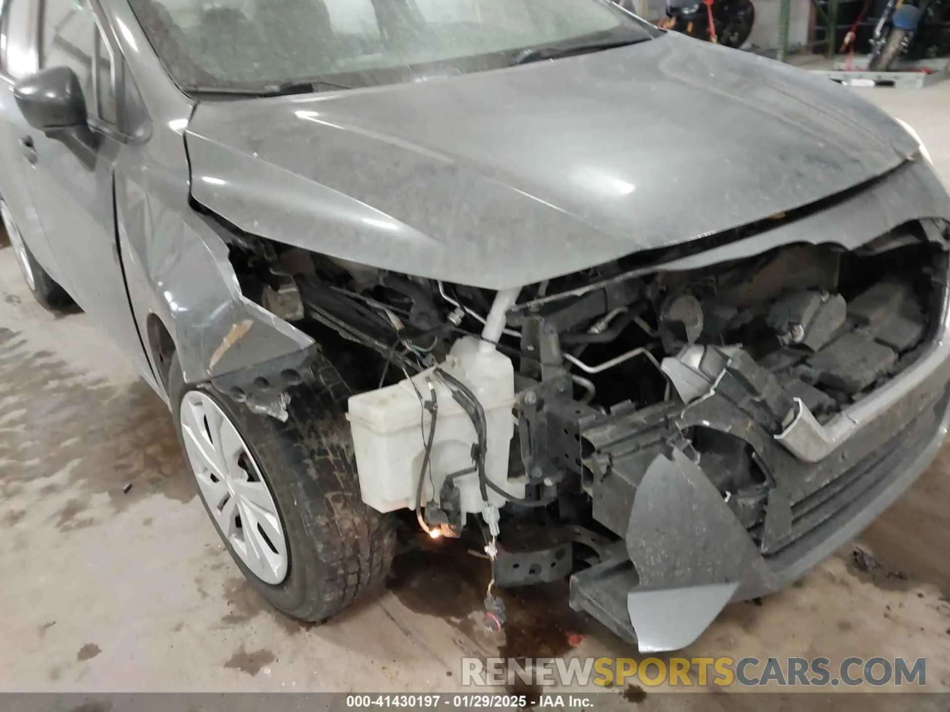 6 Photograph of a damaged car 3N1CN8DV1LL915324 NISSAN VERSA 2020
