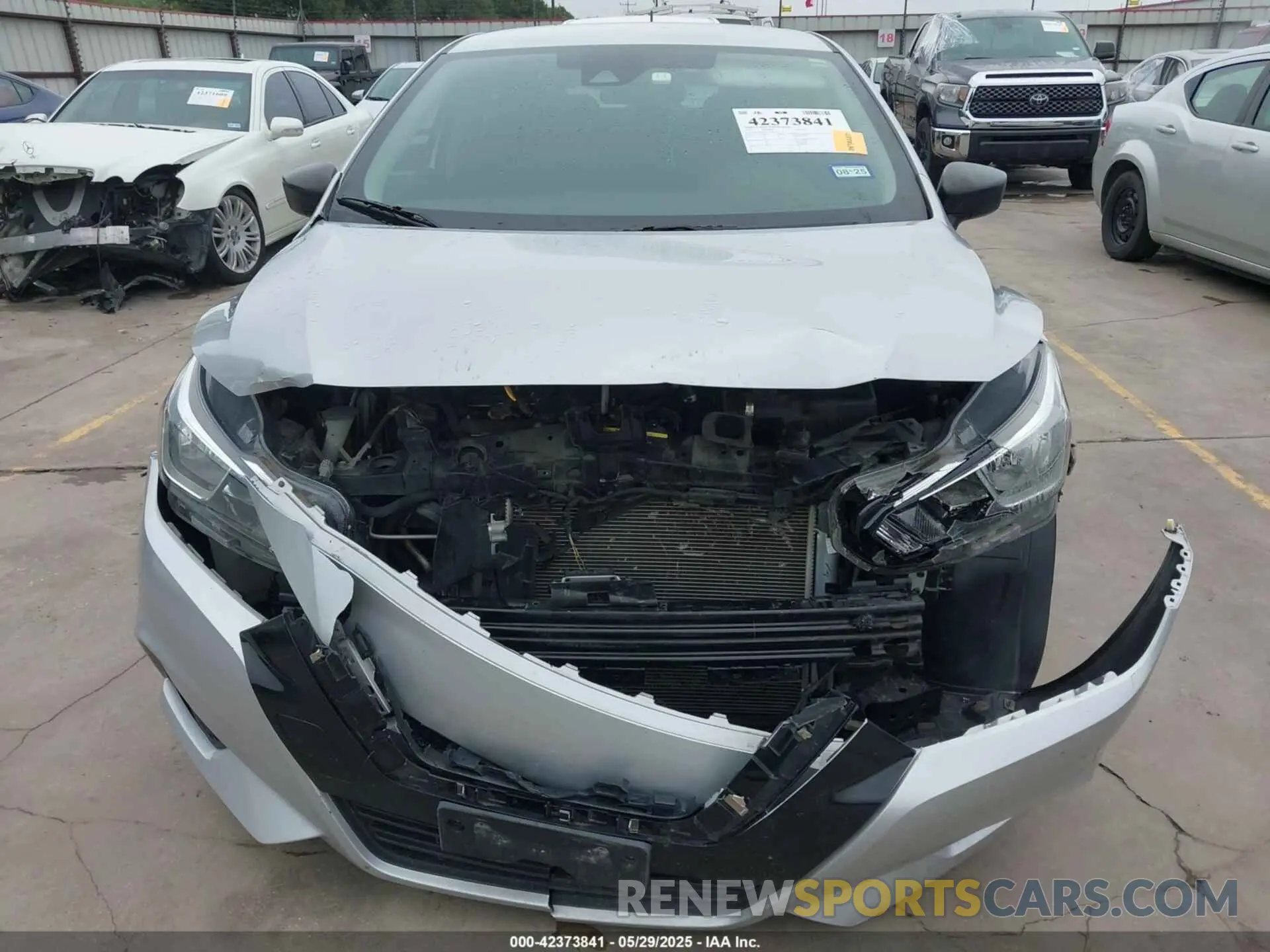 12 Photograph of a damaged car 3N1CN8DV1LL917221 NISSAN VERSA 2020