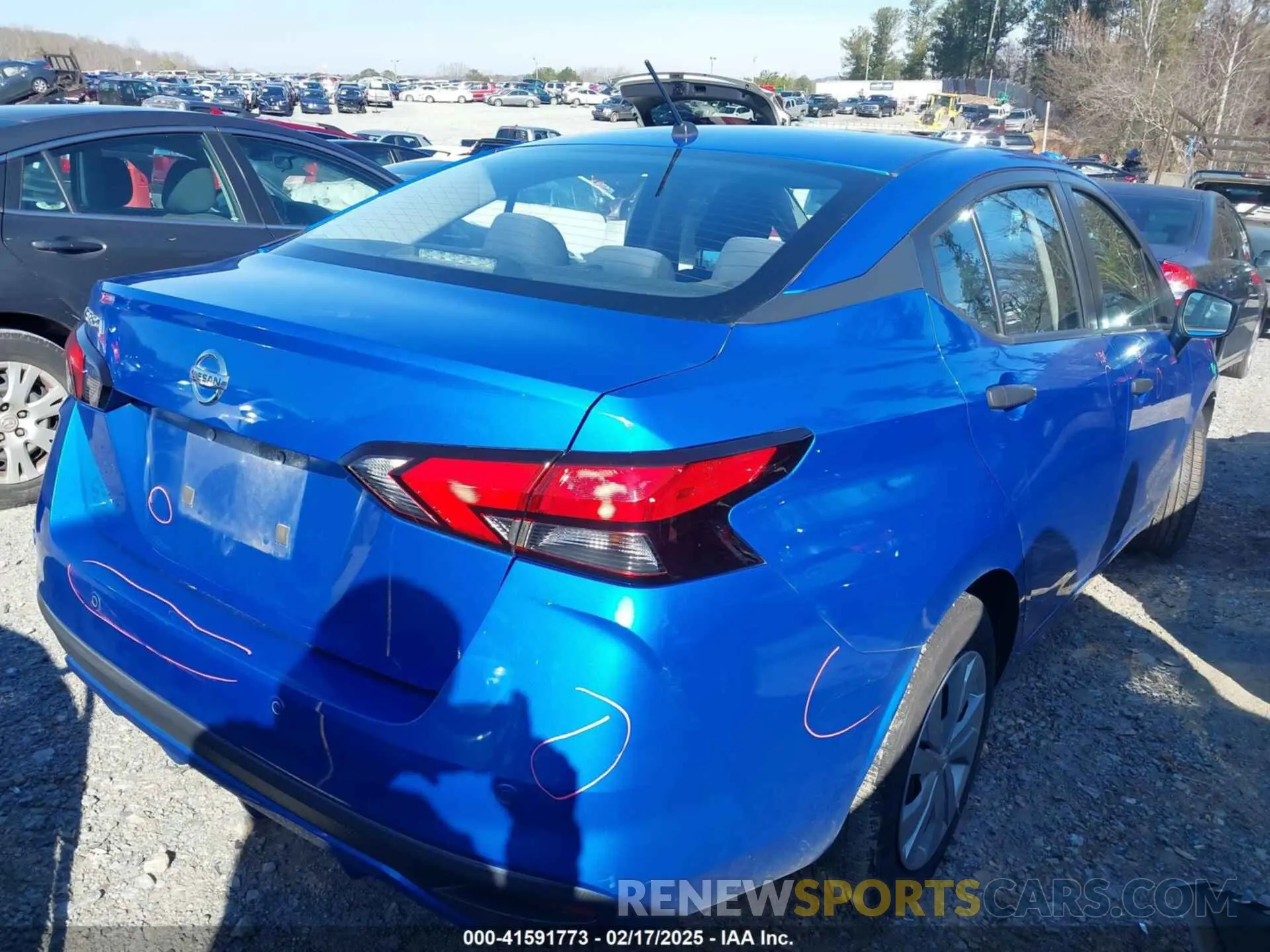 4 Photograph of a damaged car 3N1CN8DV2LL817693 NISSAN VERSA 2020