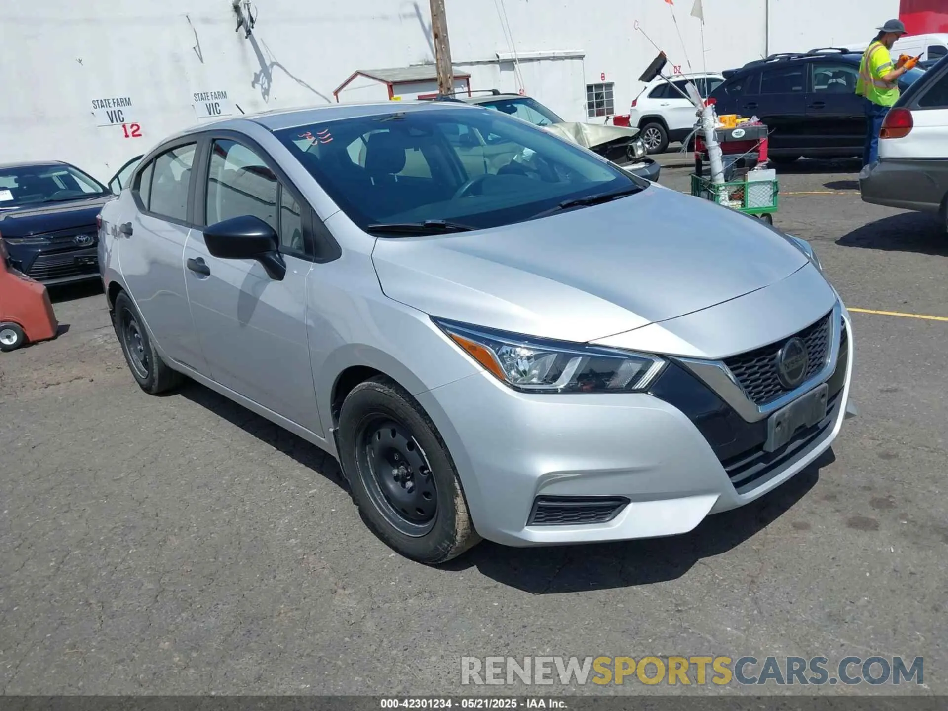 1 Photograph of a damaged car 3N1CN8DV2LL882592 NISSAN VERSA 2020