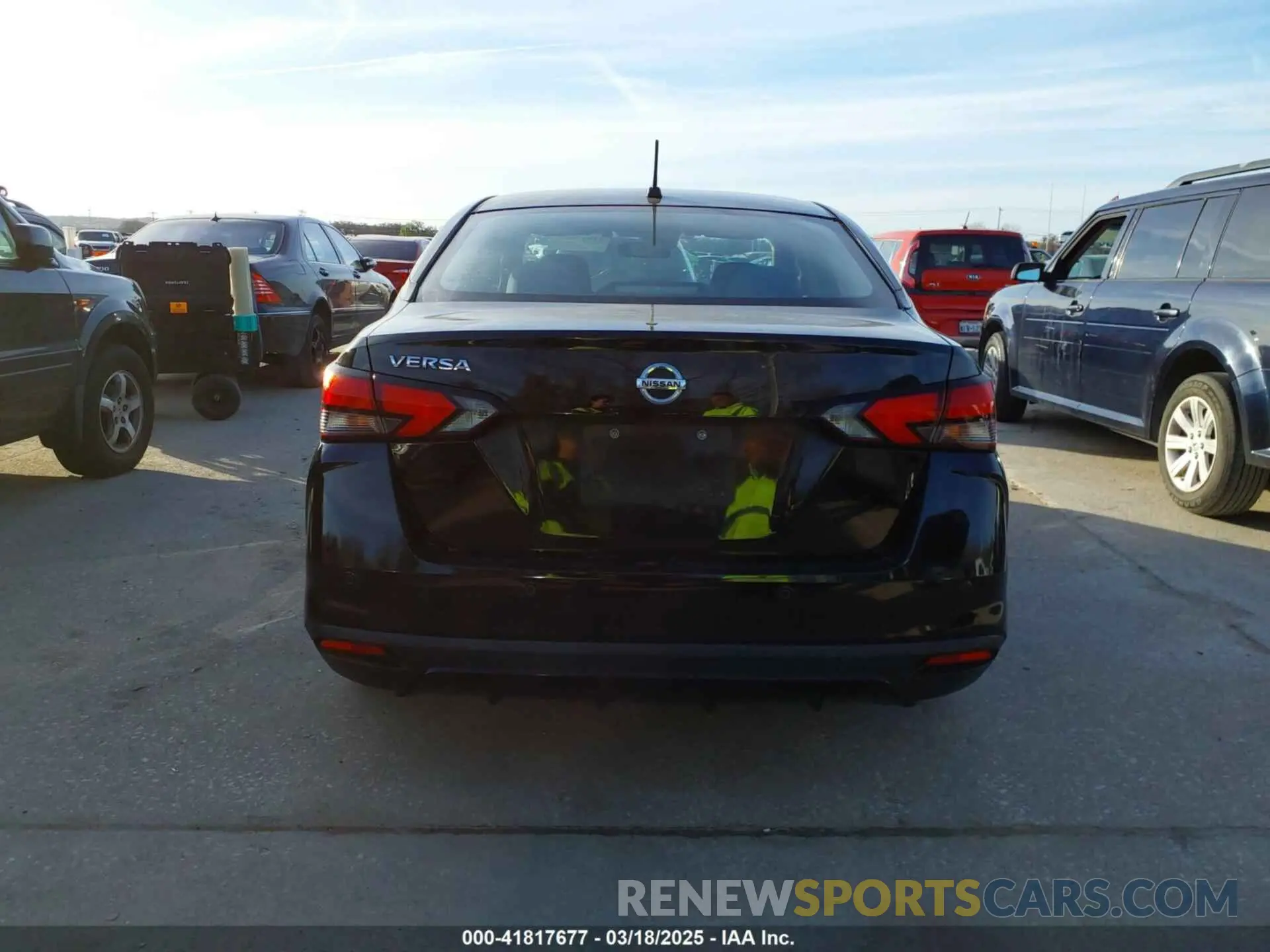 16 Photograph of a damaged car 3N1CN8DV2LL904865 NISSAN VERSA 2020