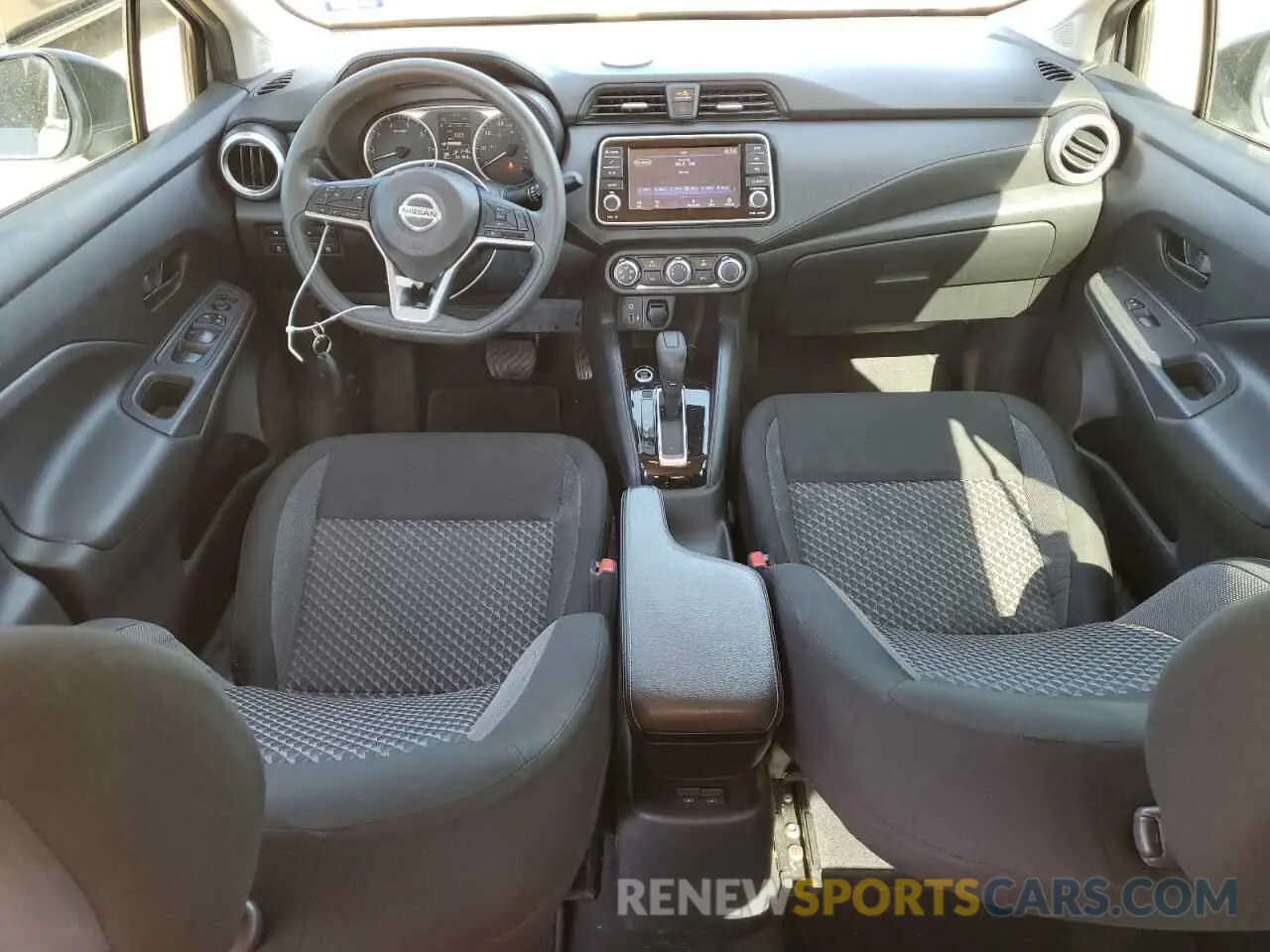 8 Photograph of a damaged car 3N1CN8DV3LL844207 NISSAN VERSA 2020